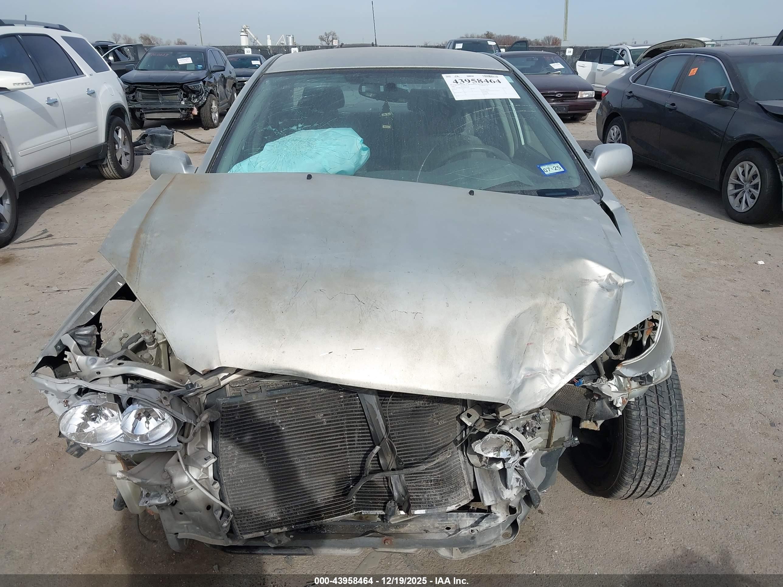 TOYOTA COROLLA image 6