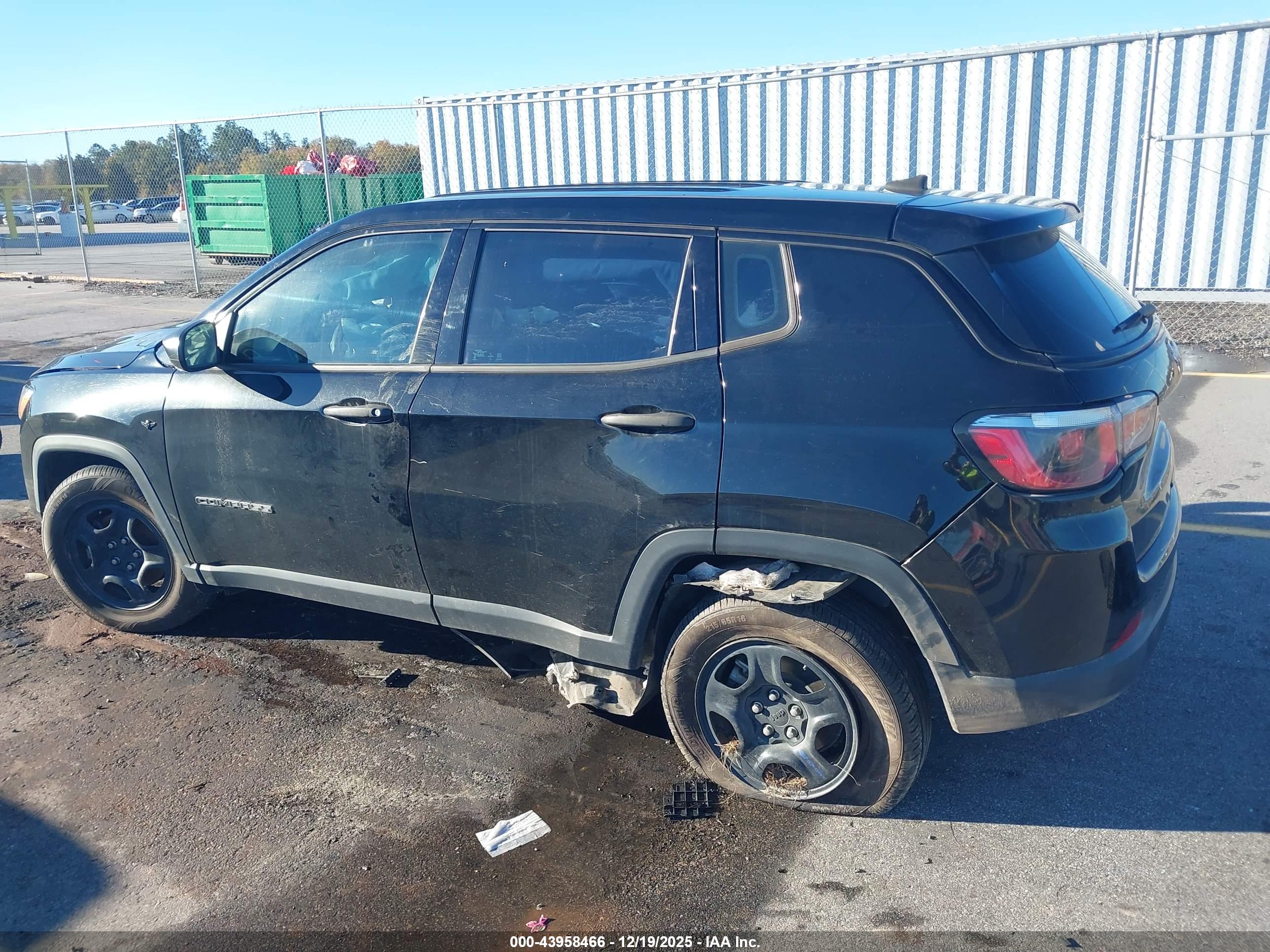 JEEP COMPASS image 3