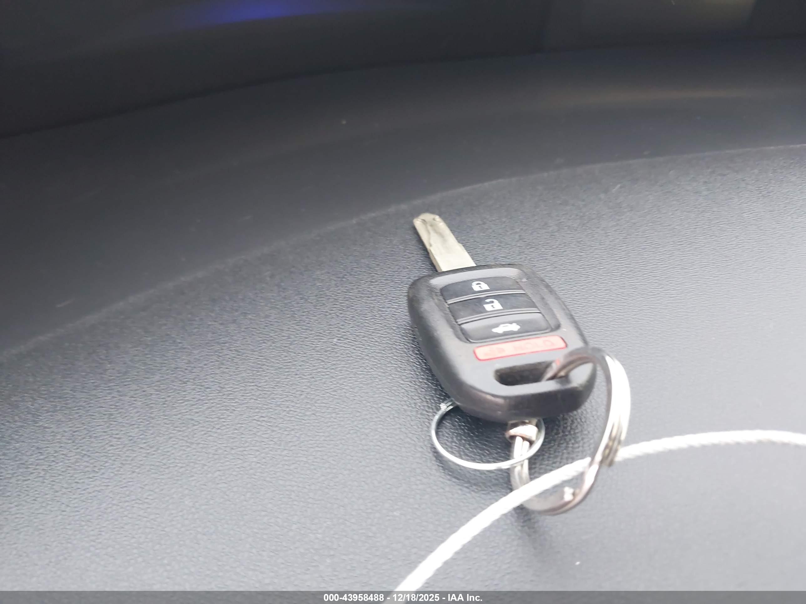 HONDA CIVIC image 11