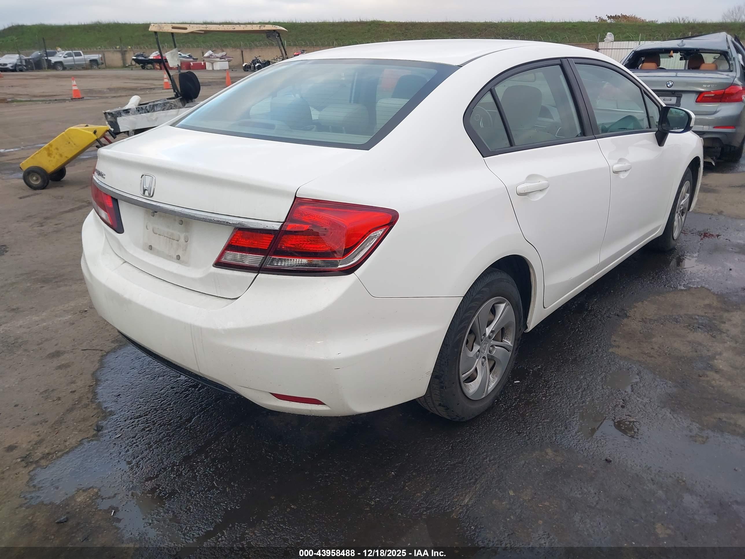 HONDA CIVIC image 4