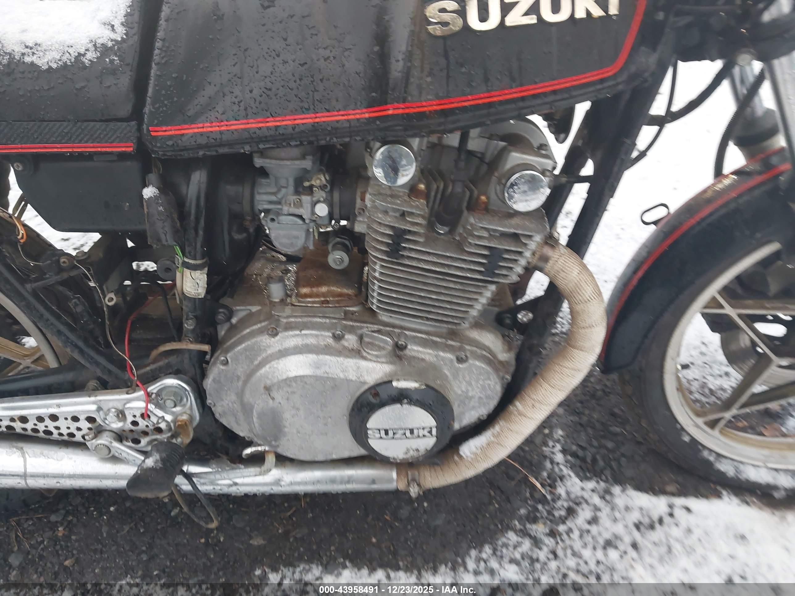 SUZUKI GS450 image 8