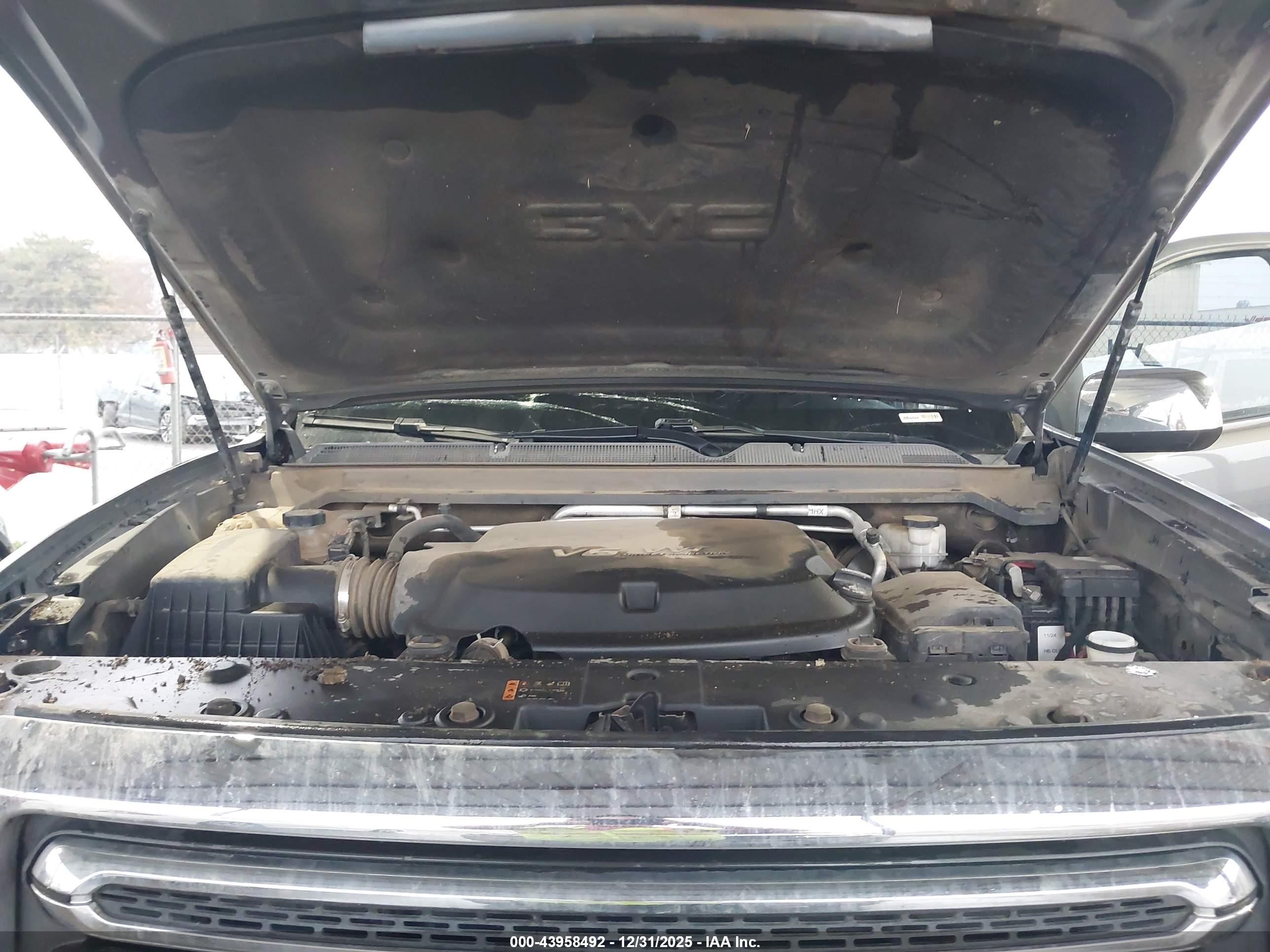 GMC CANYON image 10
