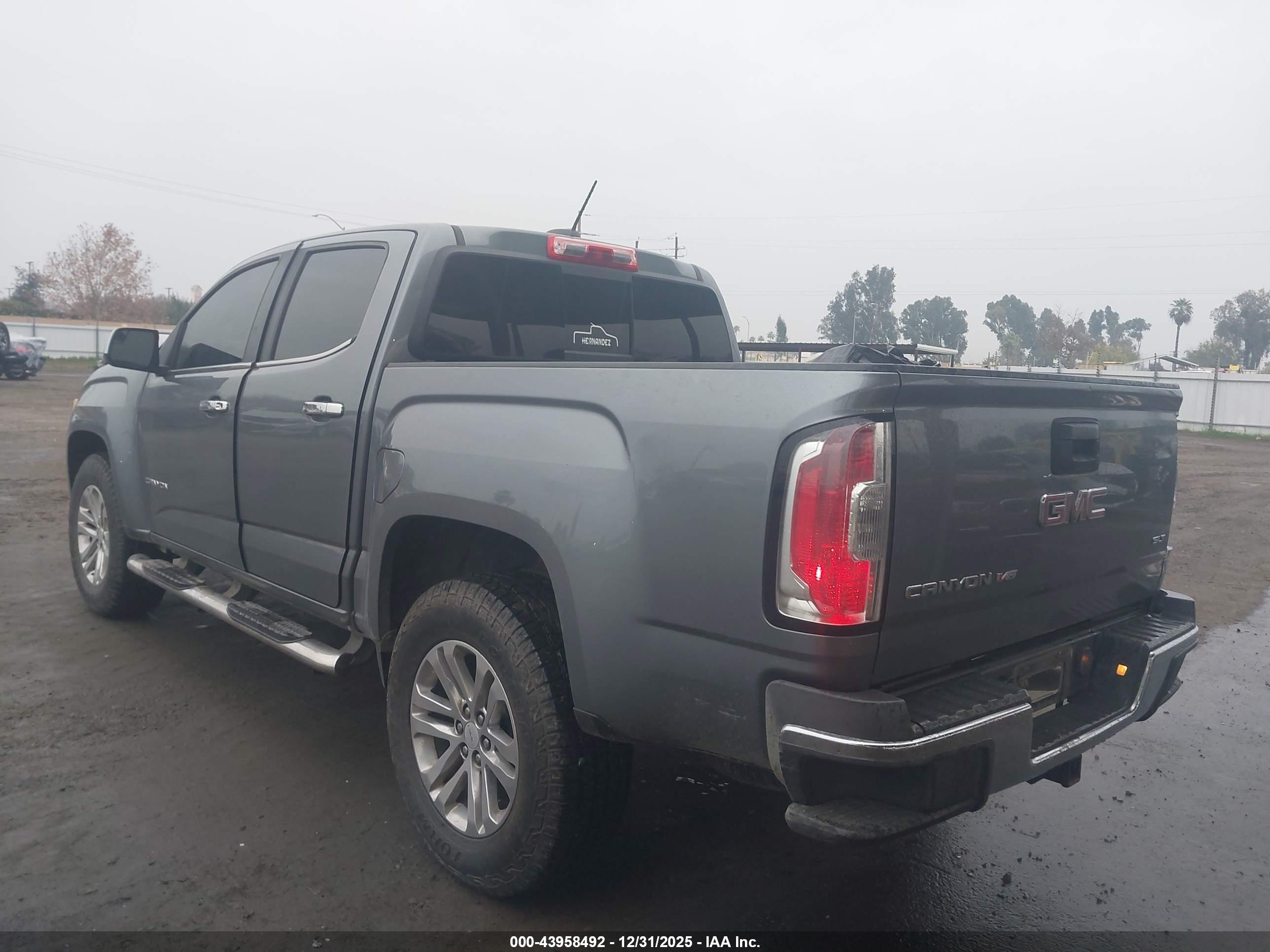 GMC CANYON image 3