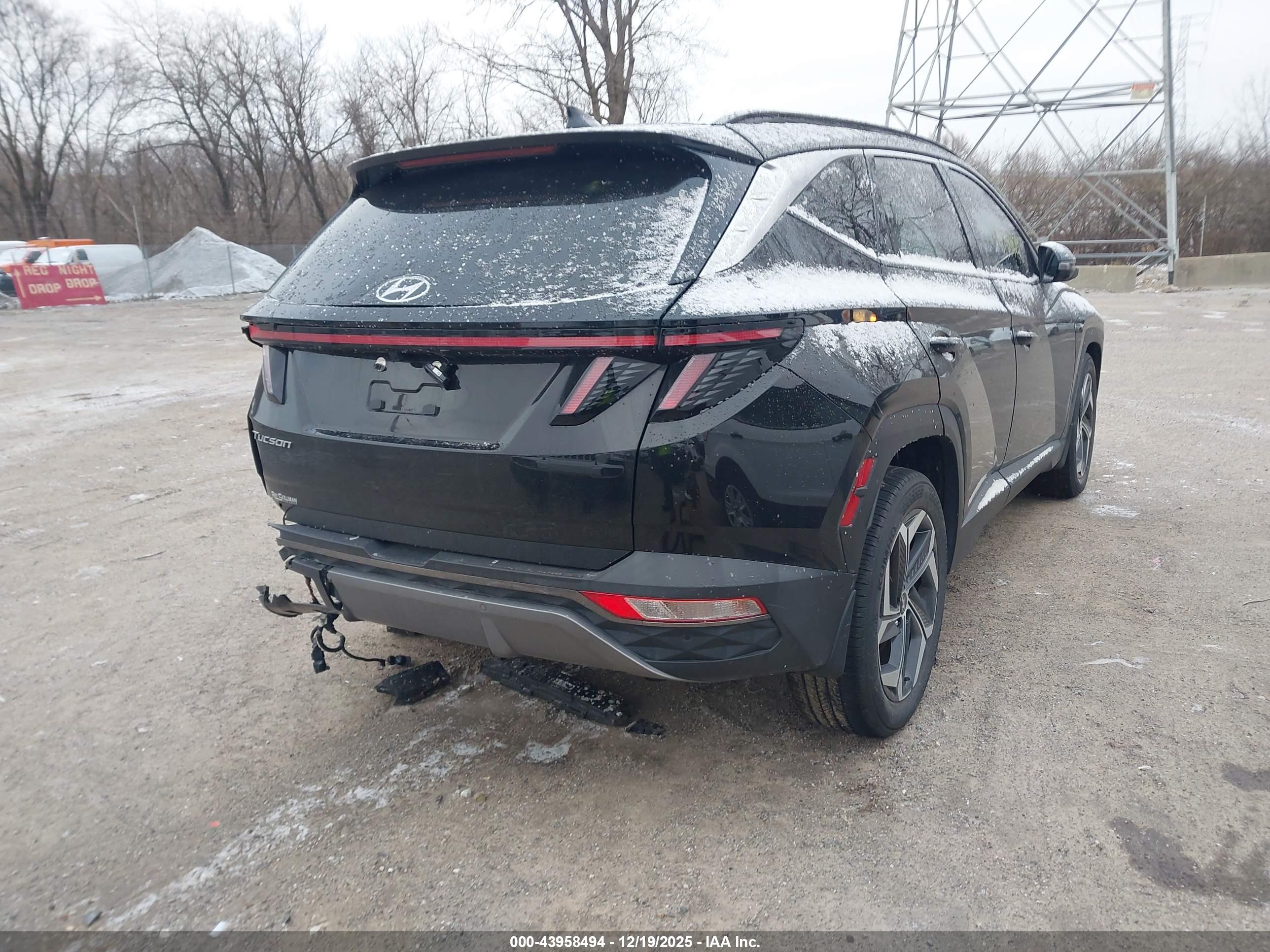 HYUNDAI TUCSON image 4