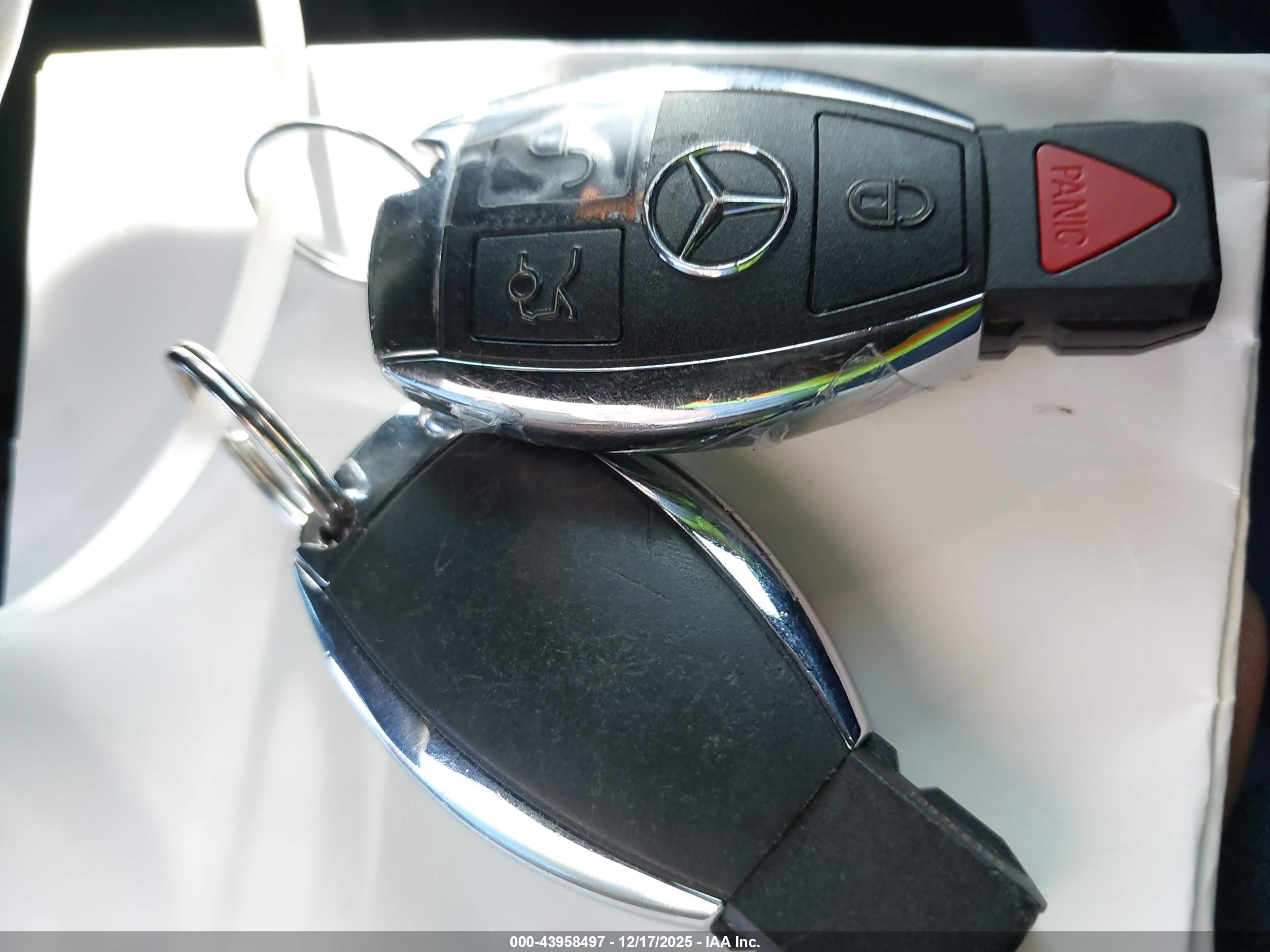 MERCEDES-BENZ GLS image 11