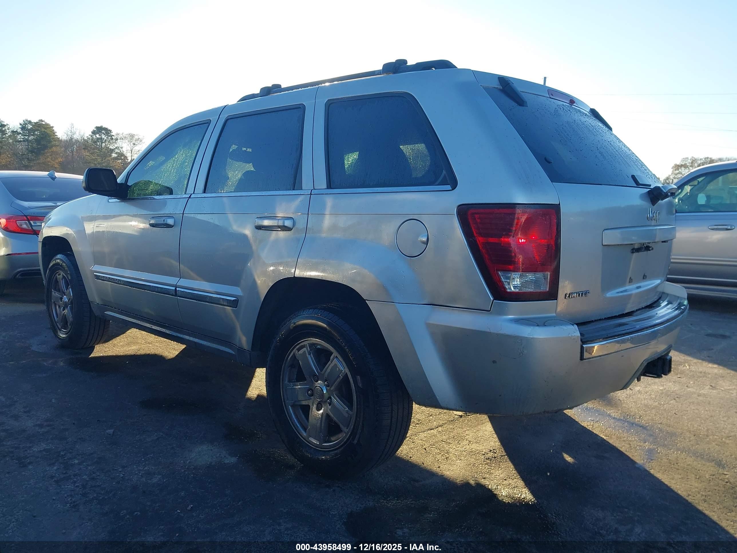 JEEP GRAND image 3