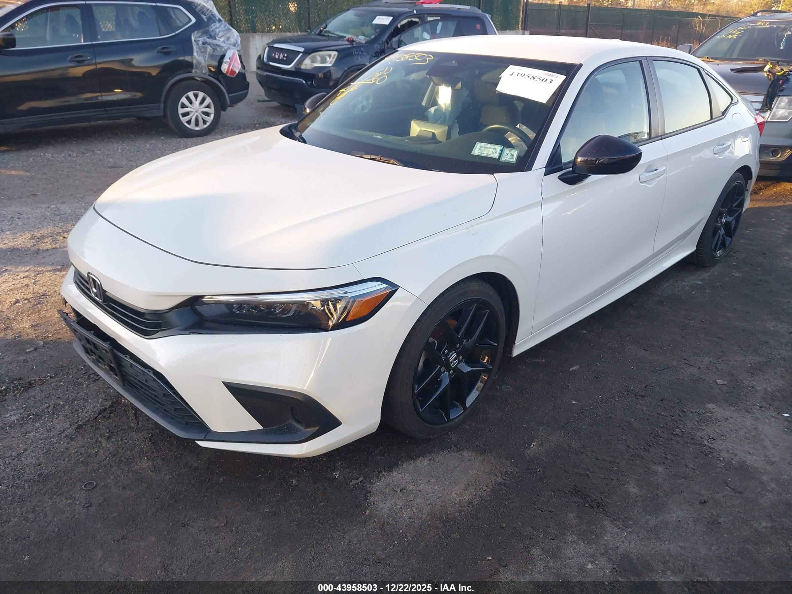 HONDA CIVIC image 2