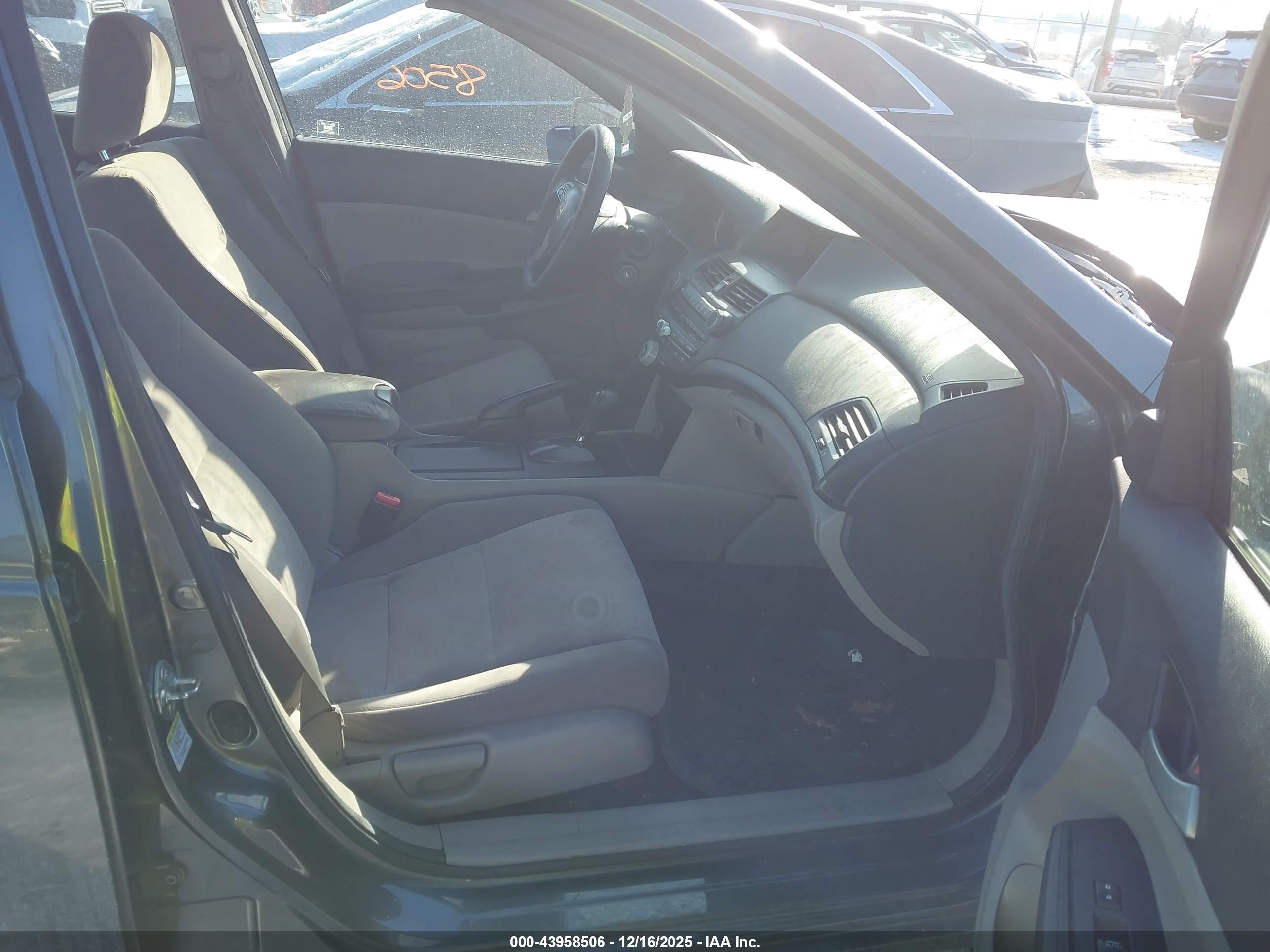 HONDA ACCORD image 5