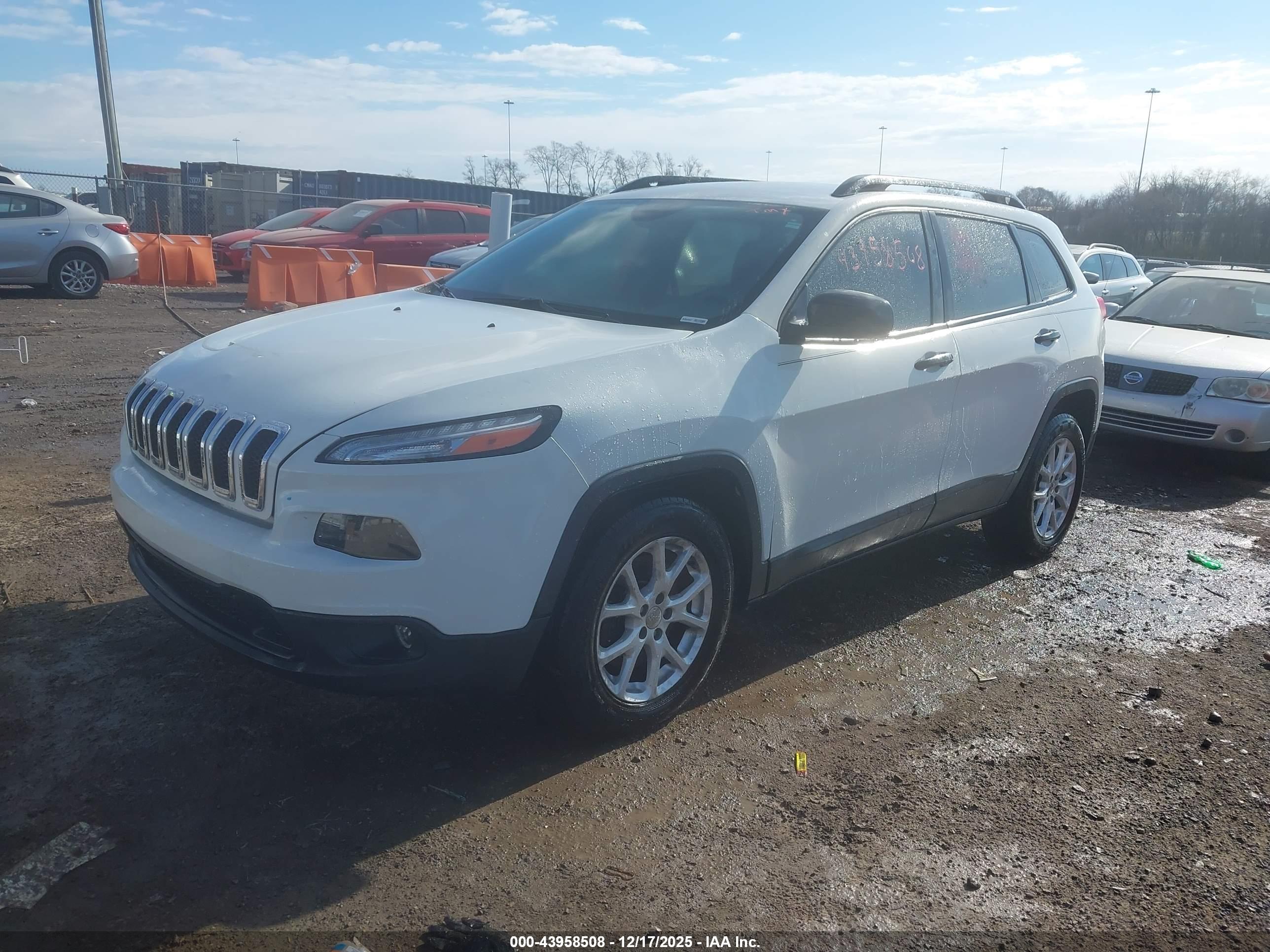 JEEP CHEROKEE image 2