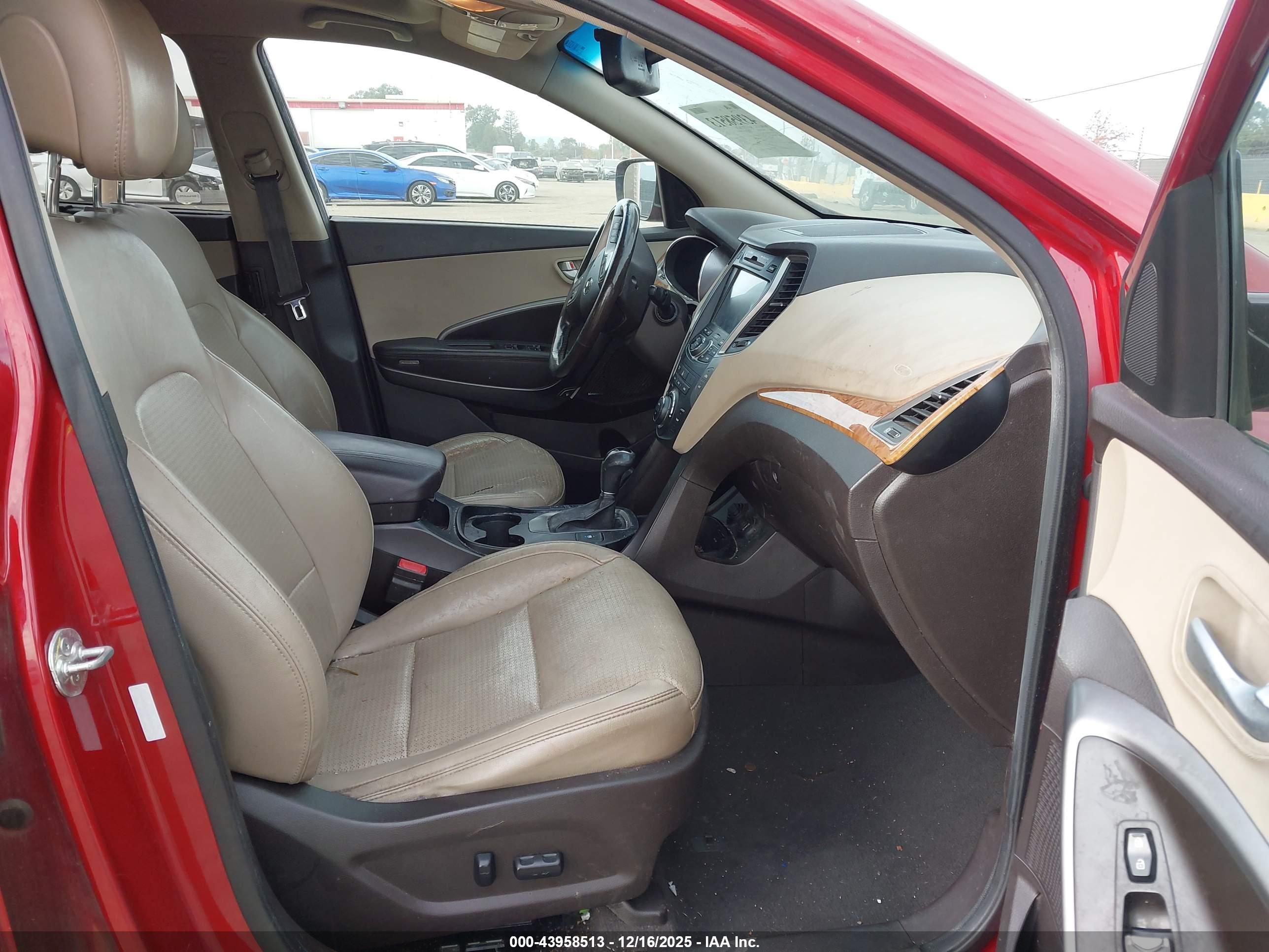 HYUNDAI SANTA image 5