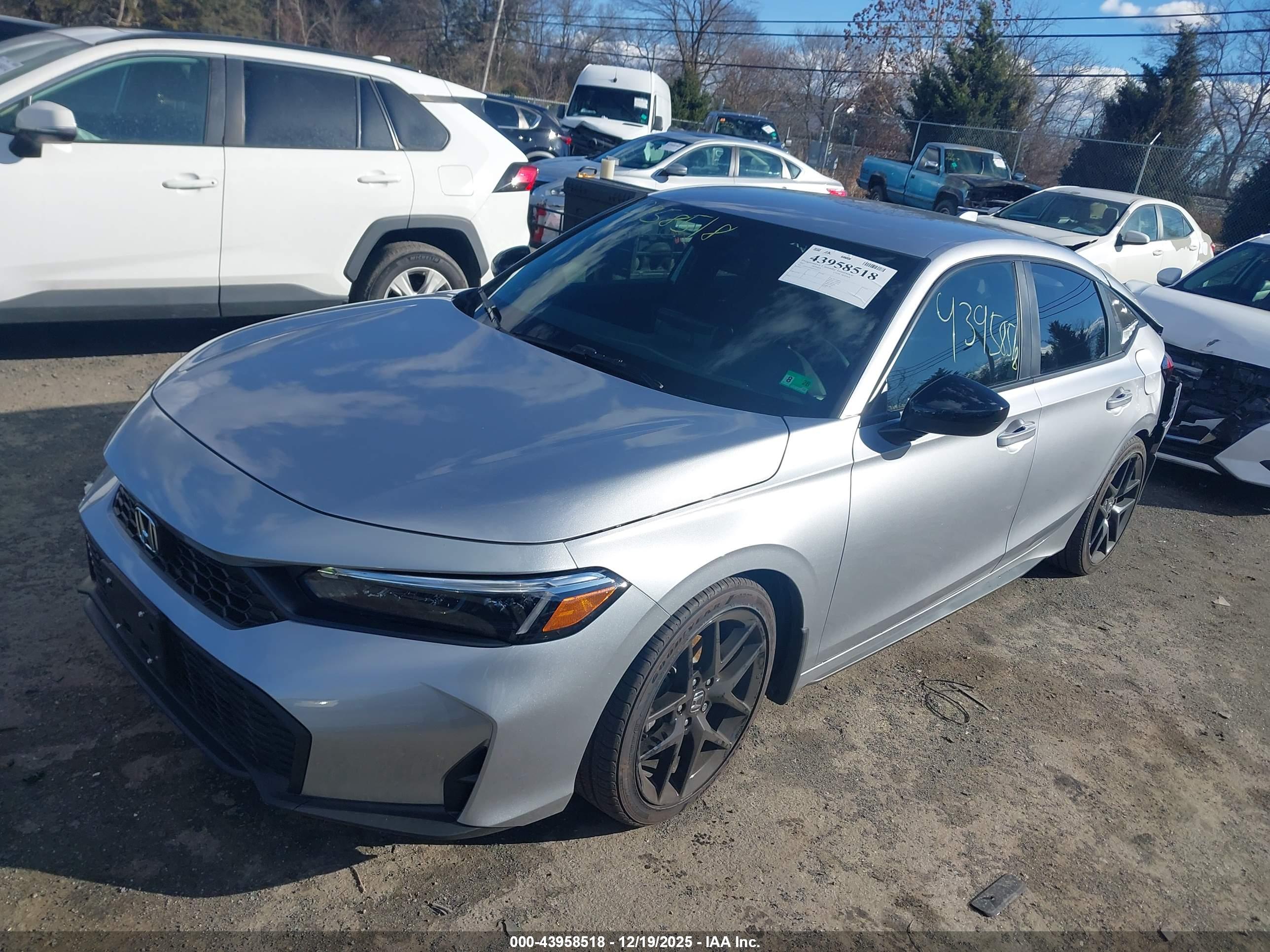 HONDA CIVIC image 2