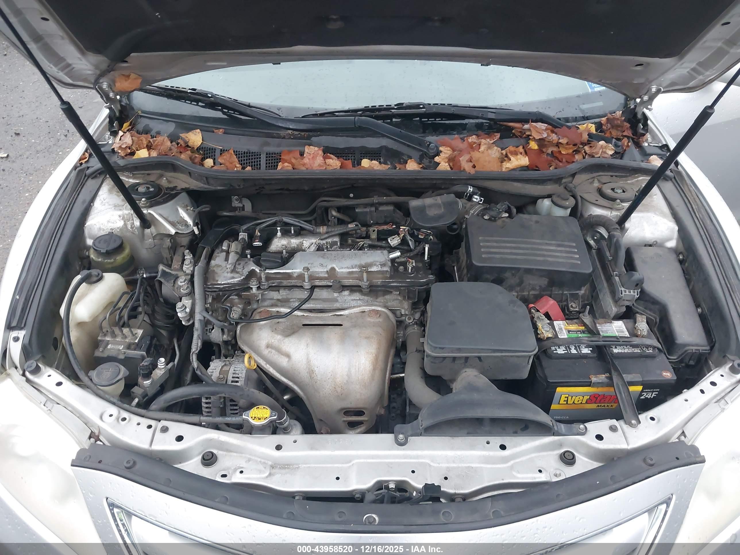 TOYOTA CAMRY image 10