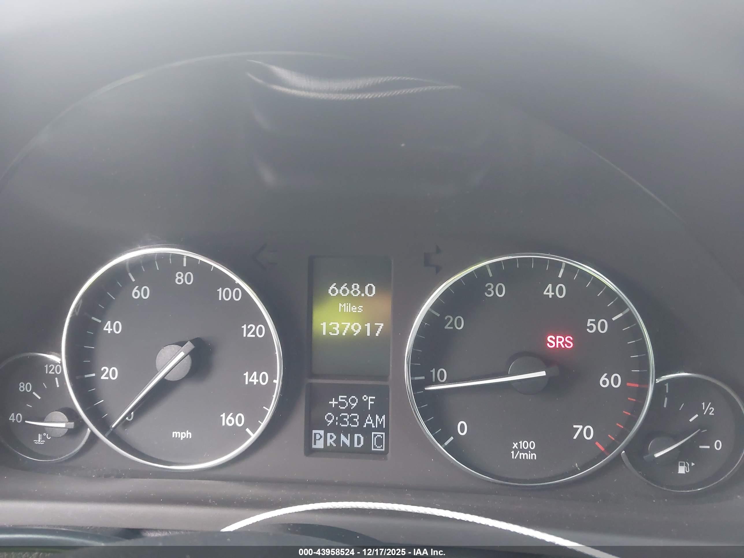 MERCEDES-BENZ C image 7