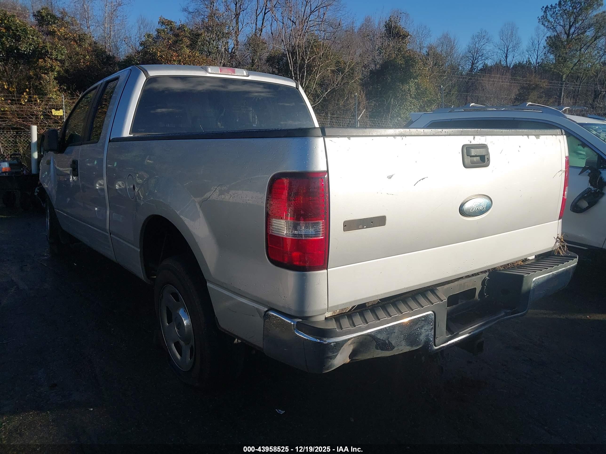 FORD F-150 image 3