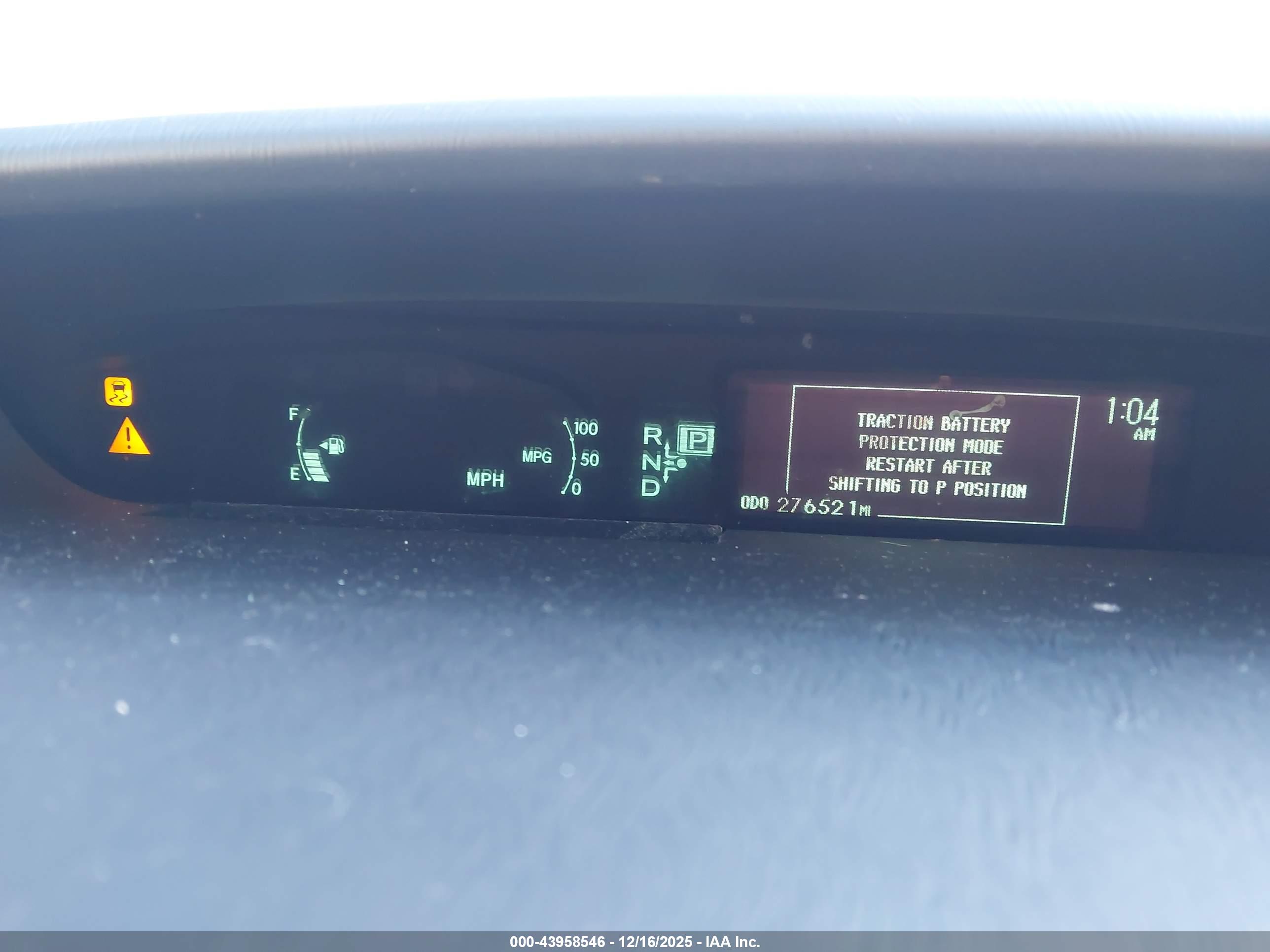 TOYOTA PRIUS image 7