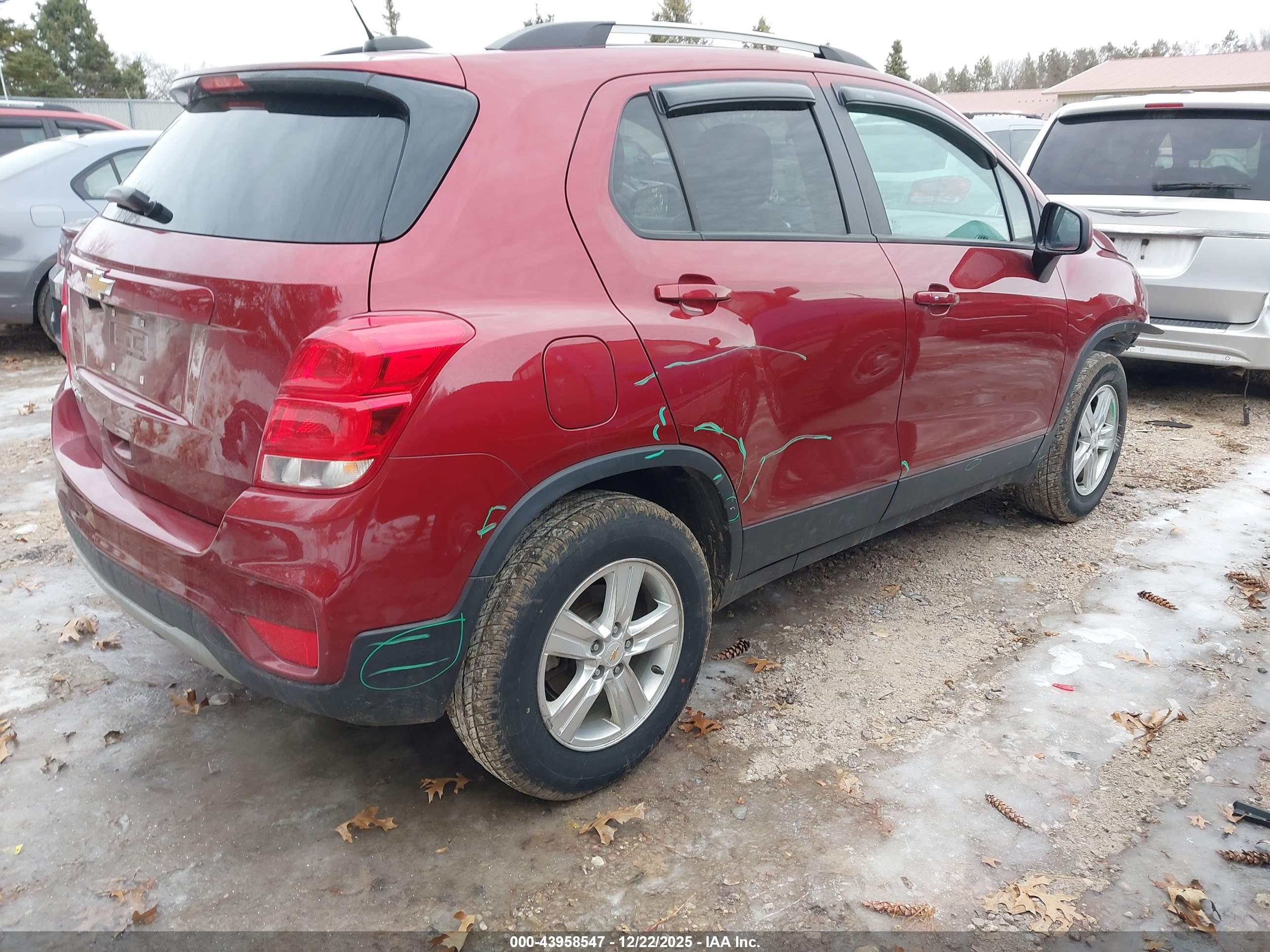CHEVROLET TRAX image 4