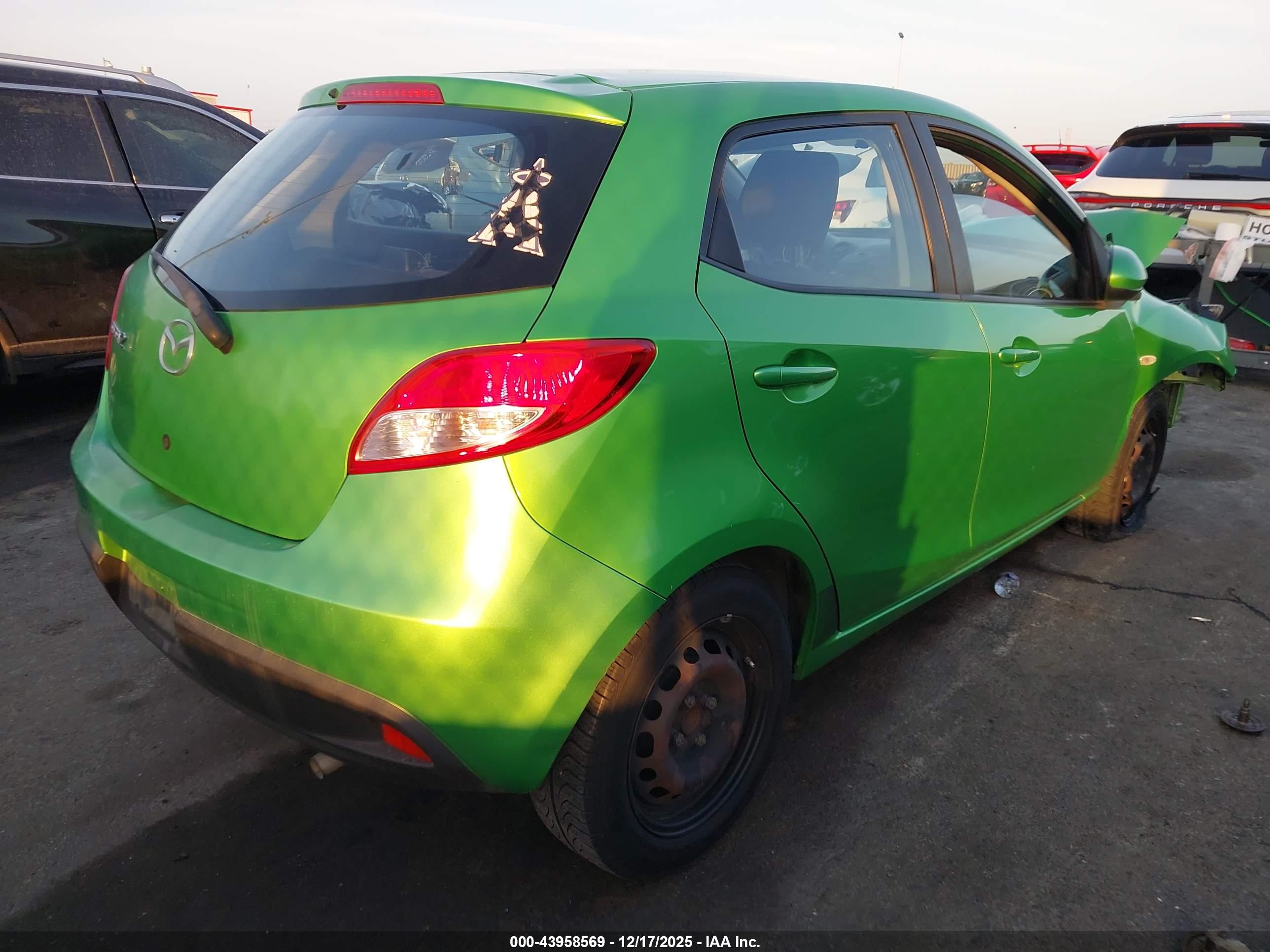 MAZDA MAZDA2 image 4