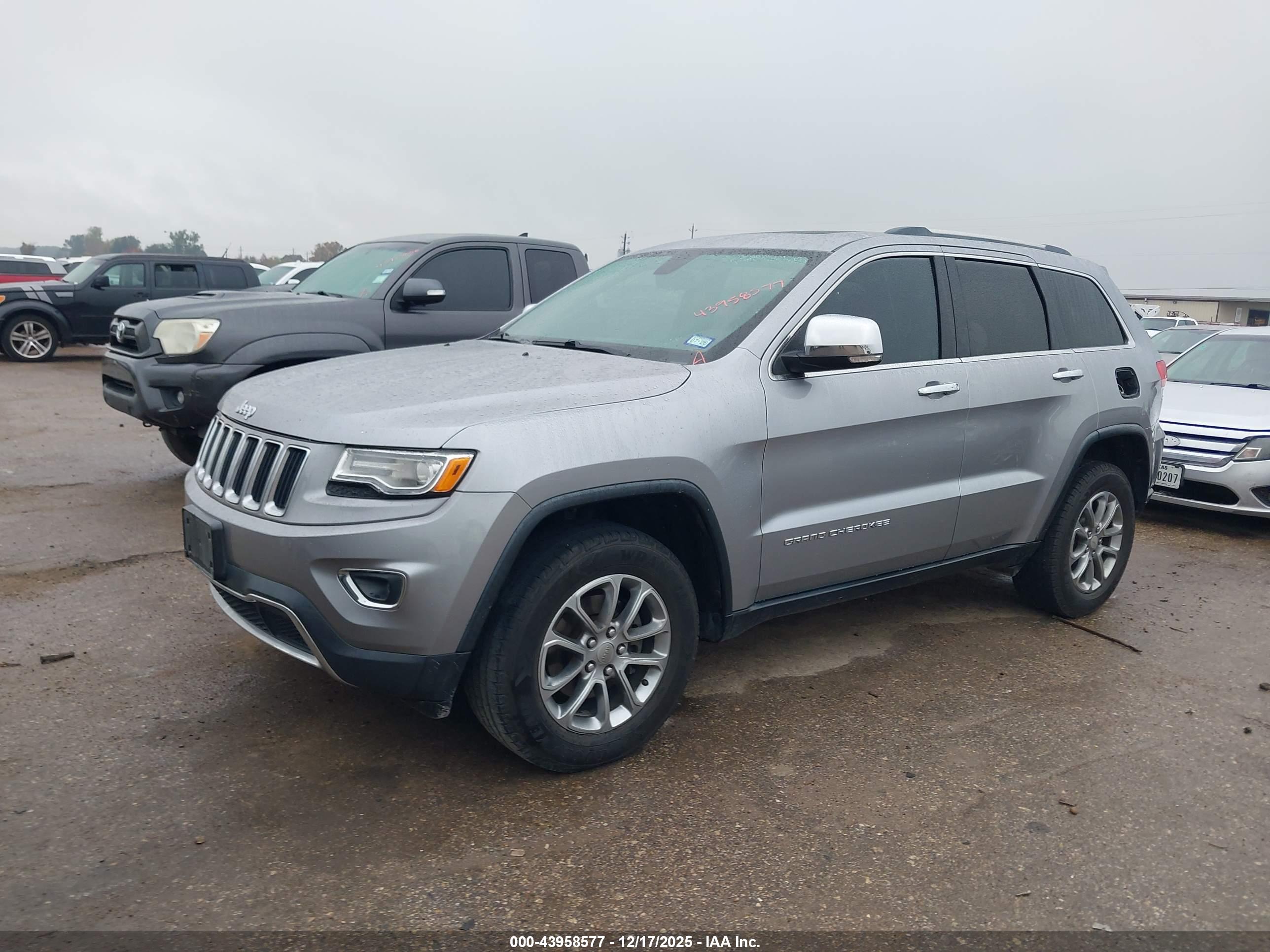 JEEP GRAND image 2