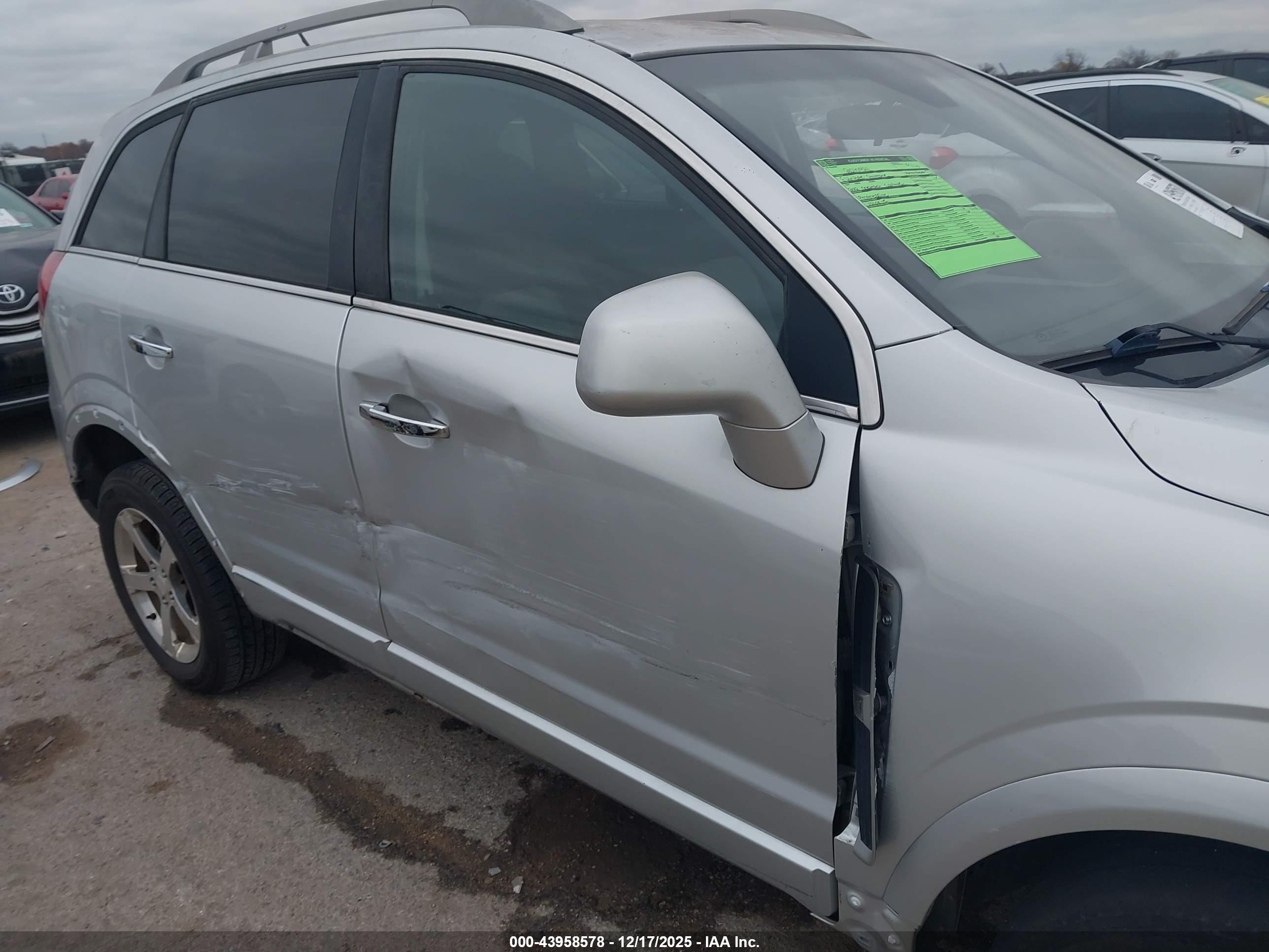 CHEVROLET CAPTIVA image 6