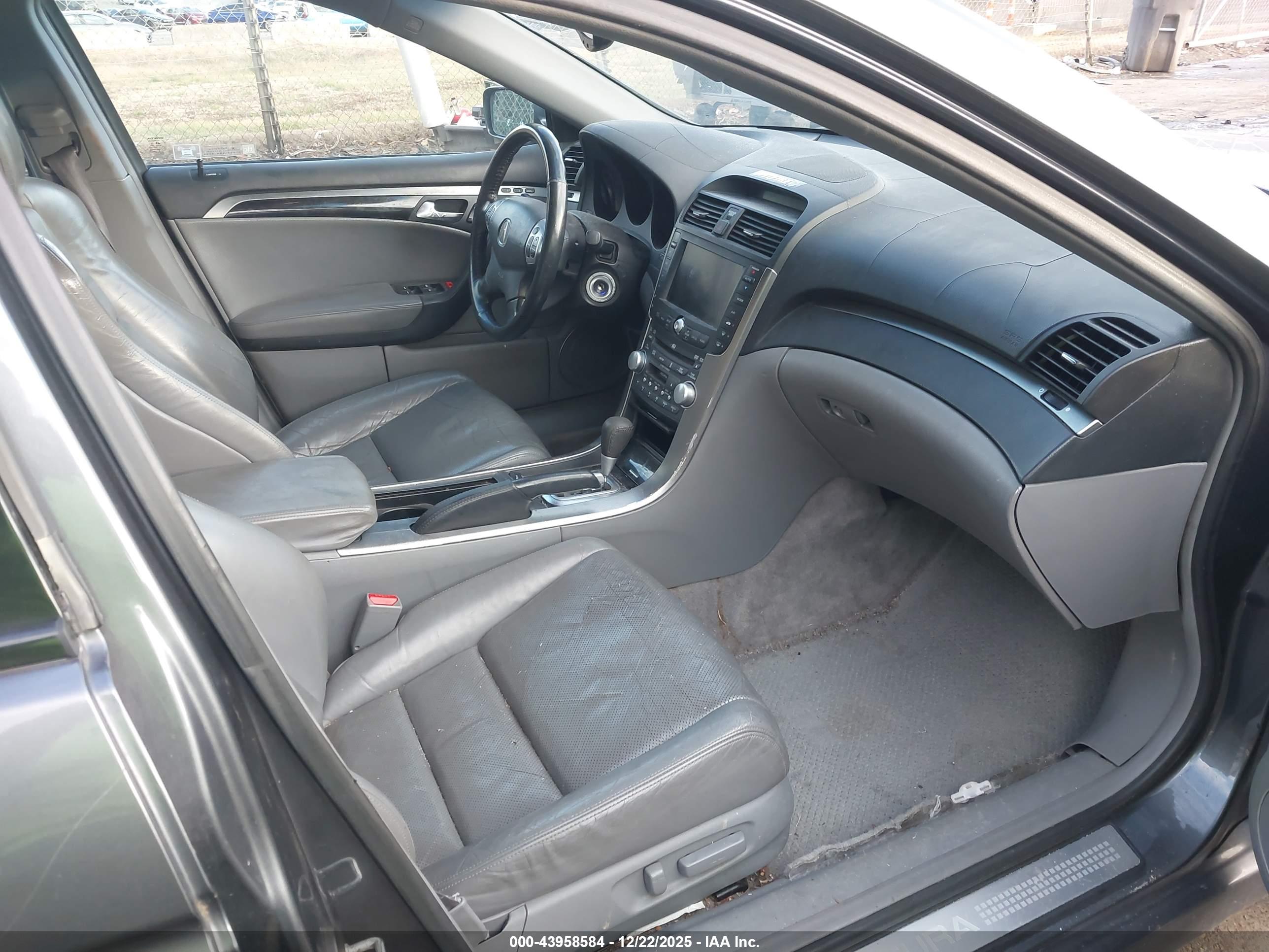 ACURA TL image 5