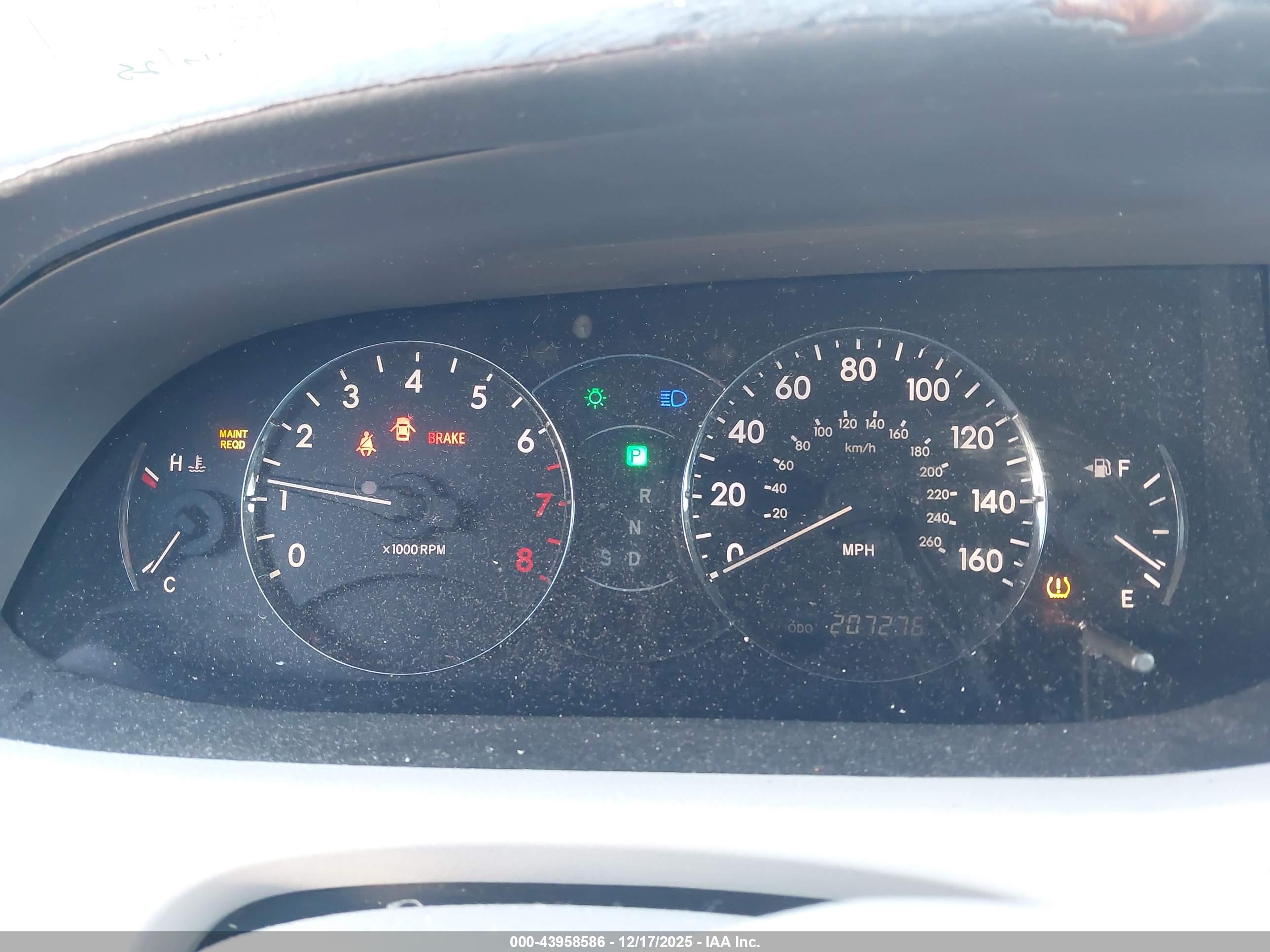 TOYOTA AVALON image 7
