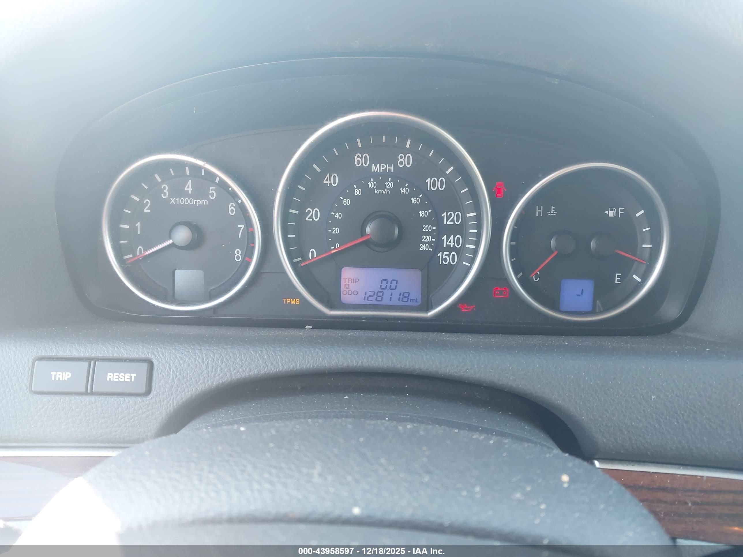HYUNDAI VERACRUZ image 7