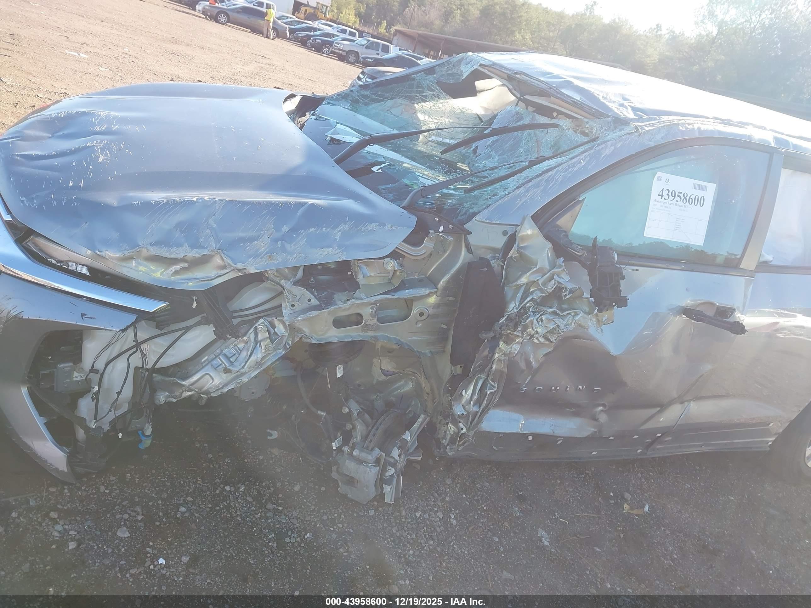 CHEVROLET EQUINOX image 6
