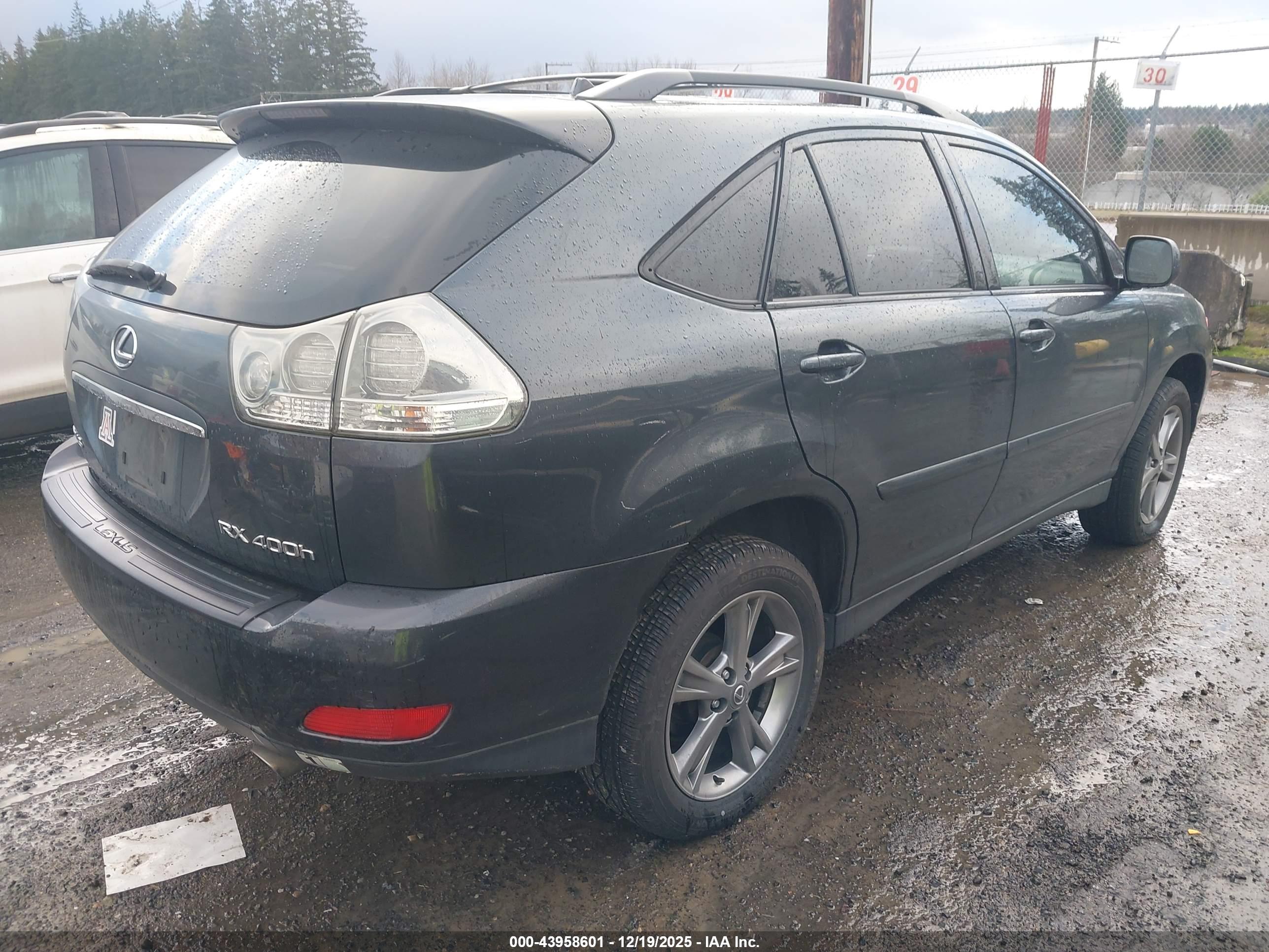 LEXUS RX image 4