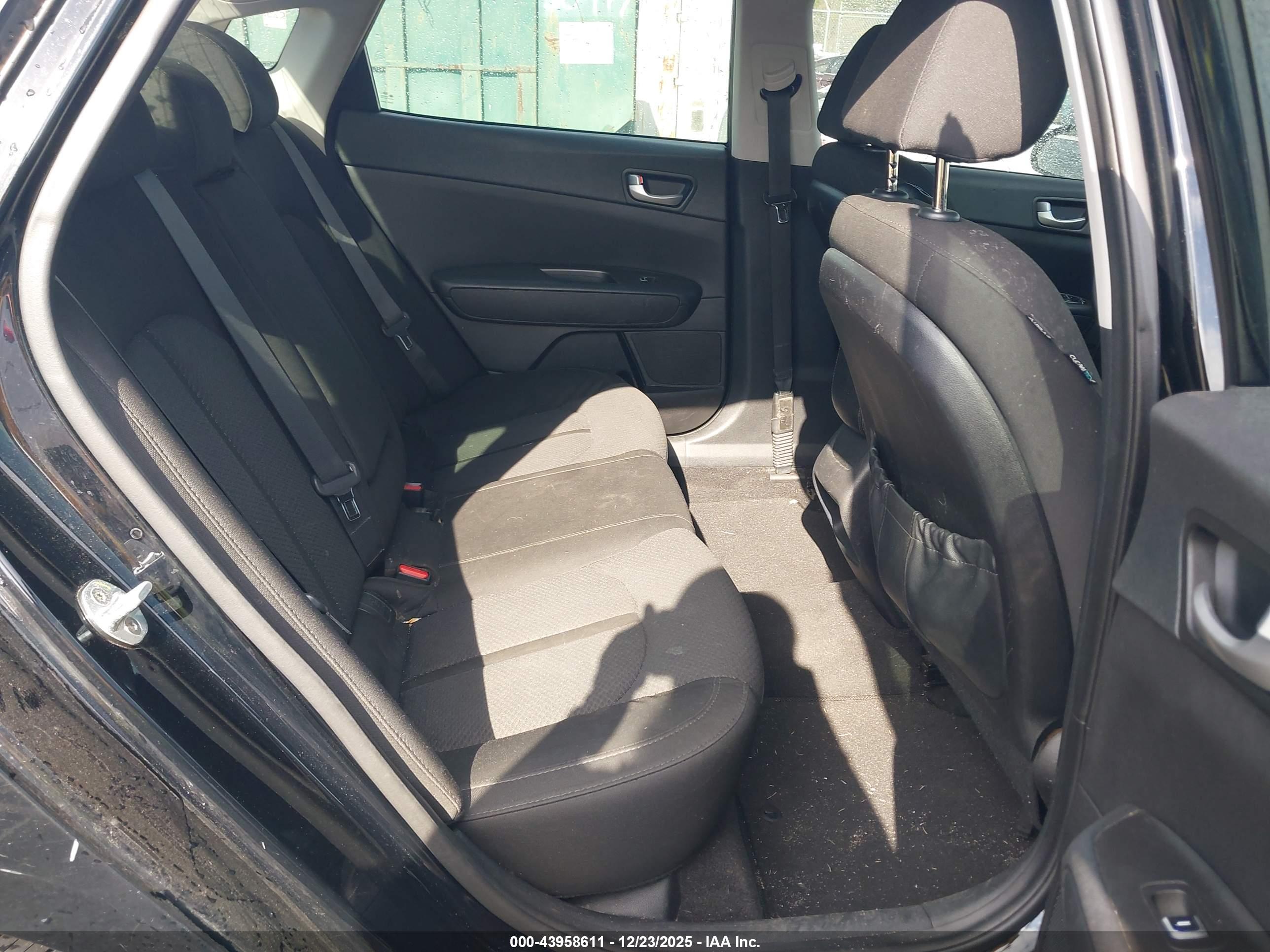 KIA OPTIMA image 8