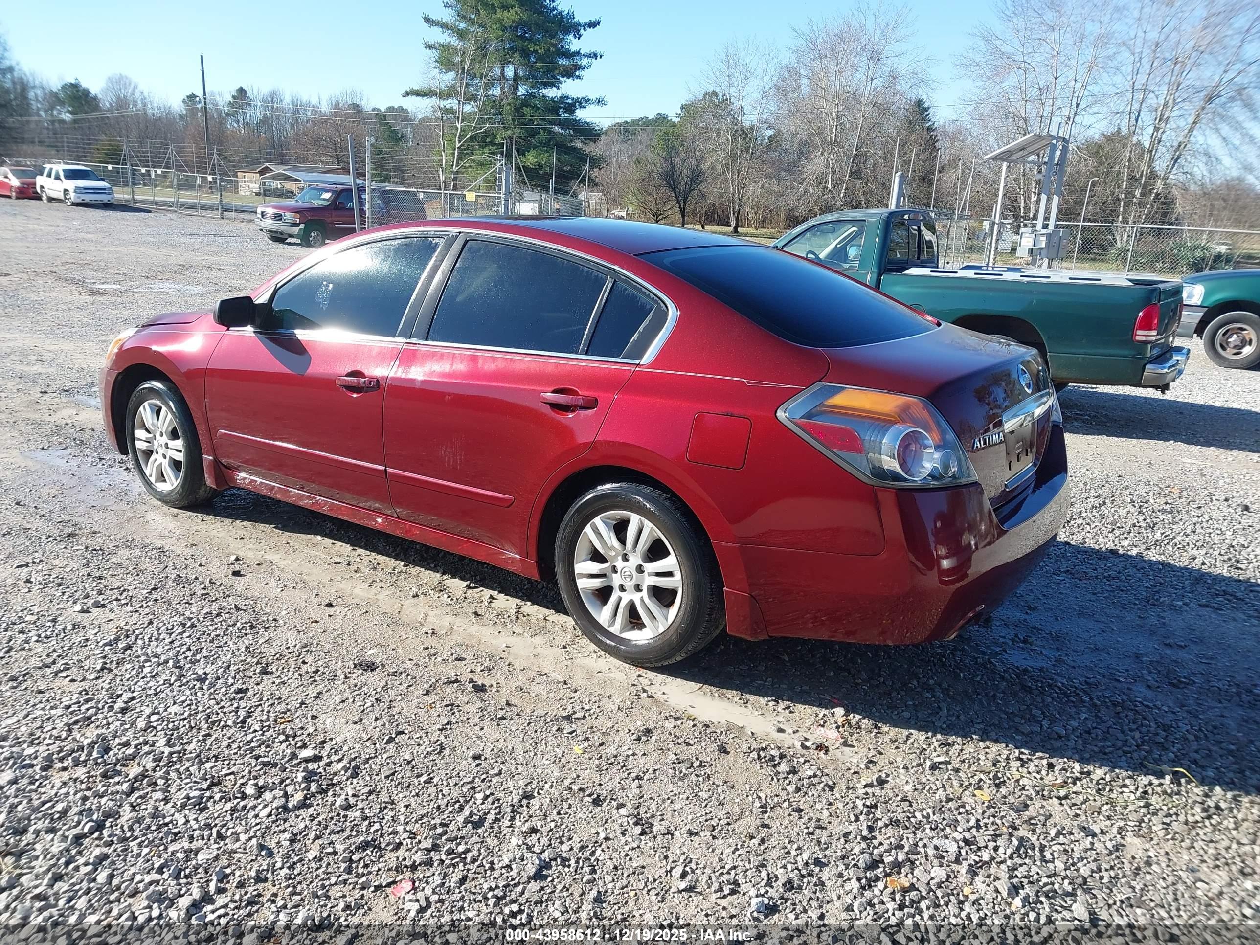 NISSAN ALTIMA image 3