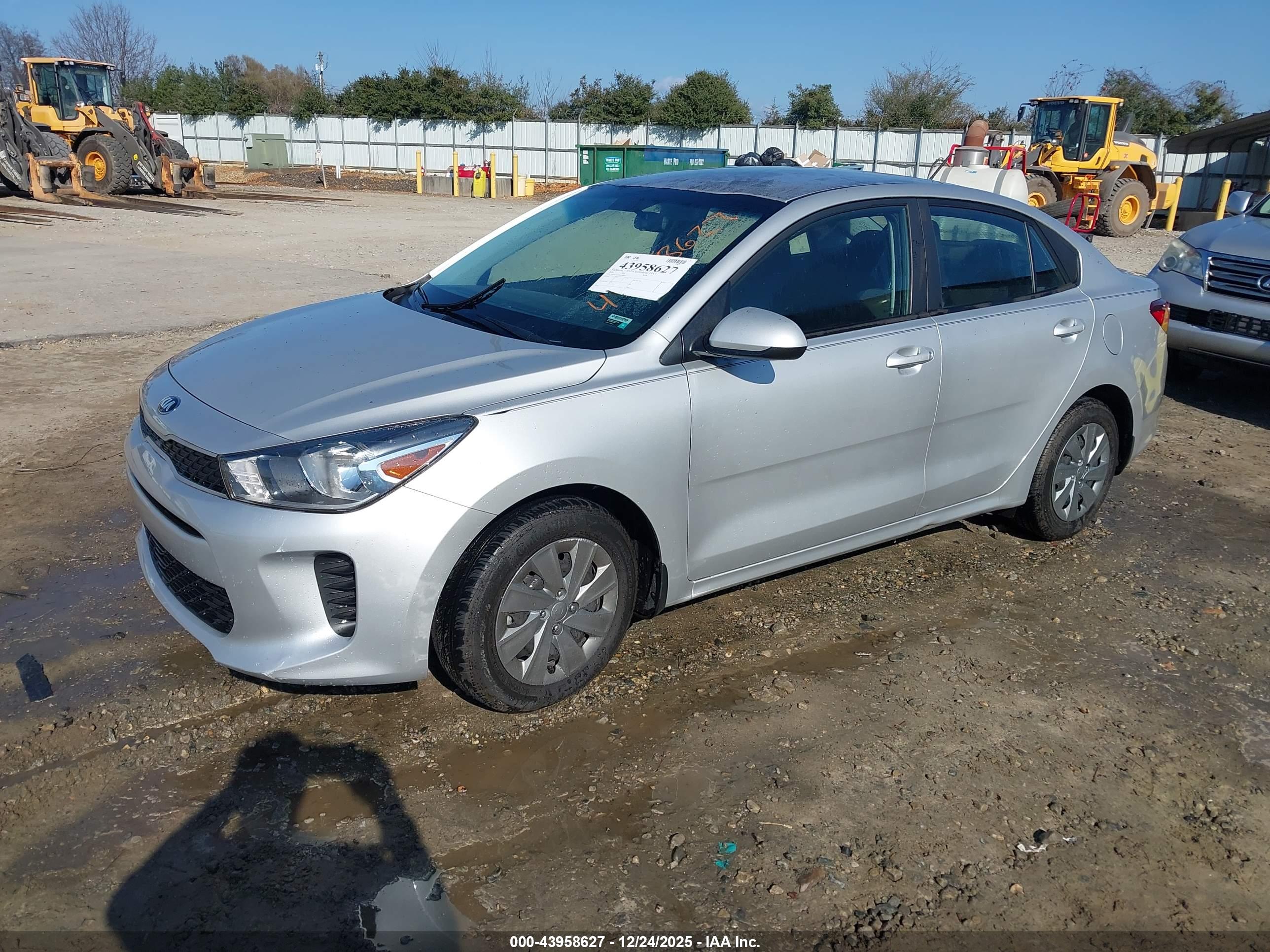 KIA RIO image 2