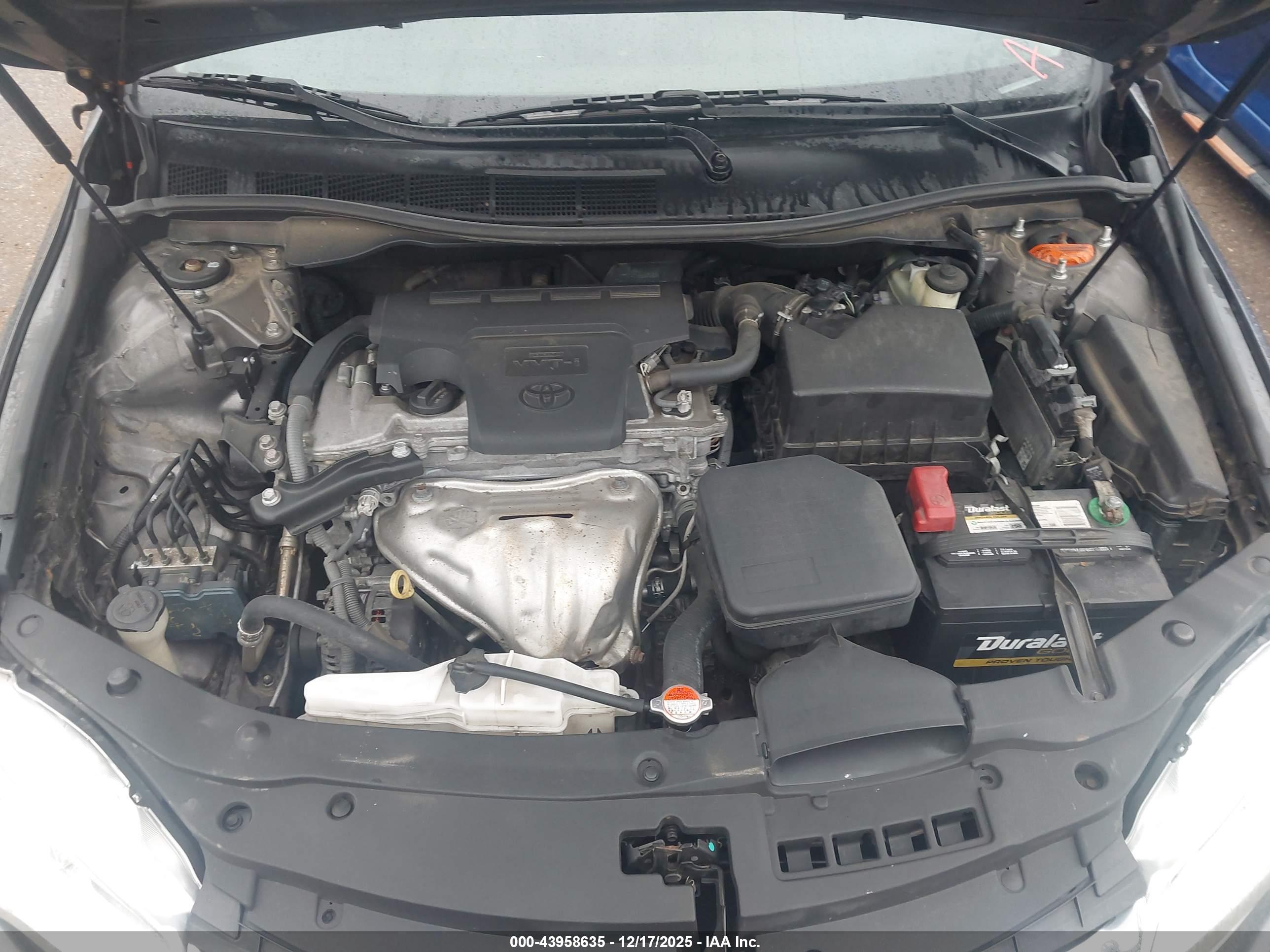 TOYOTA CAMRY image 10