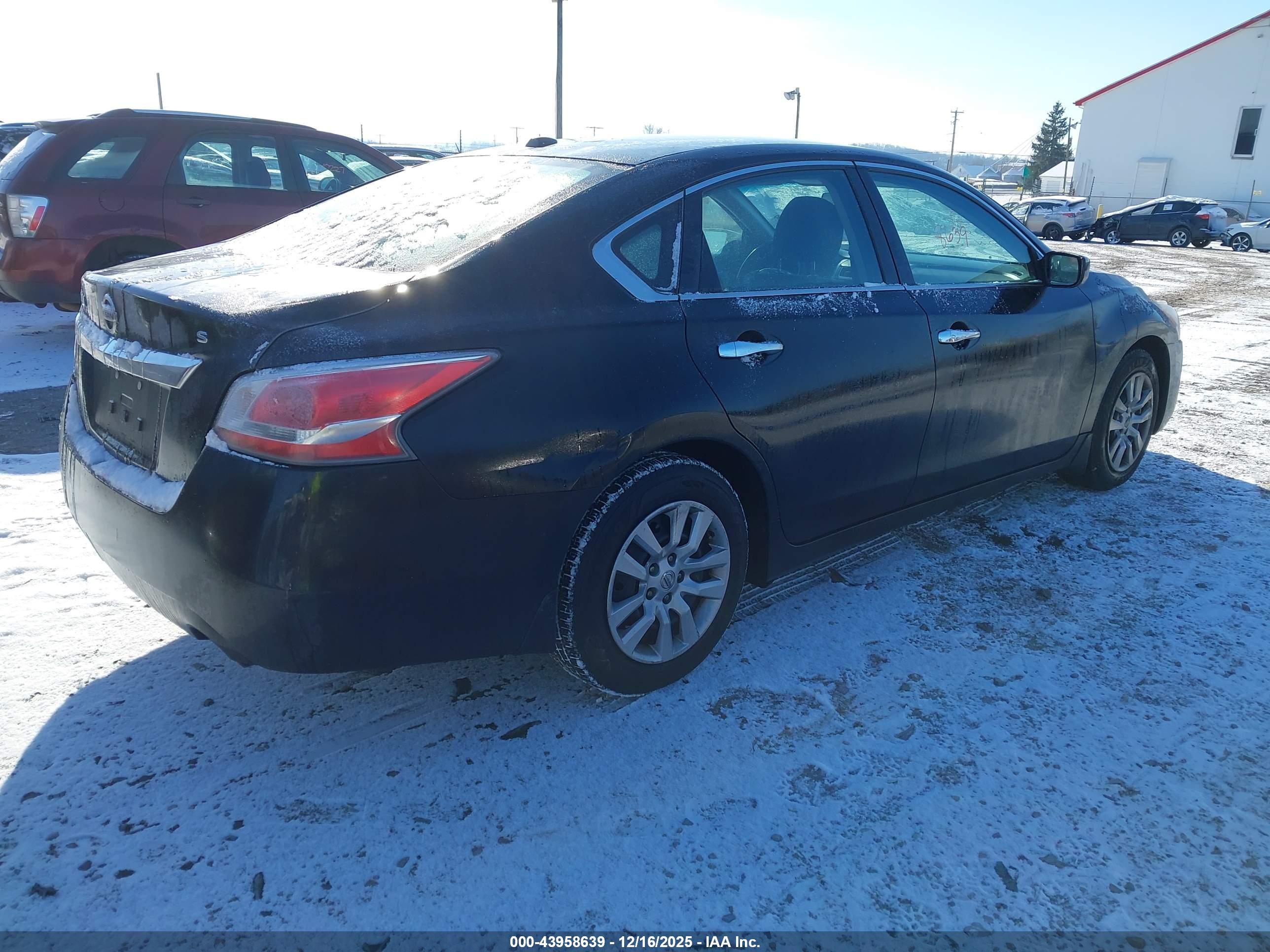 NISSAN ALTIMA image 4