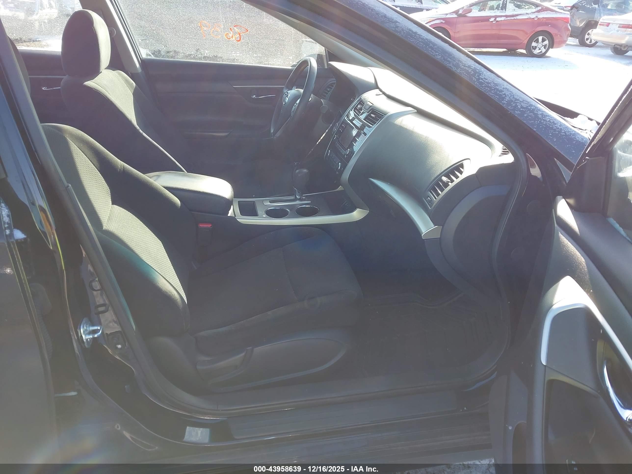 NISSAN ALTIMA image 5