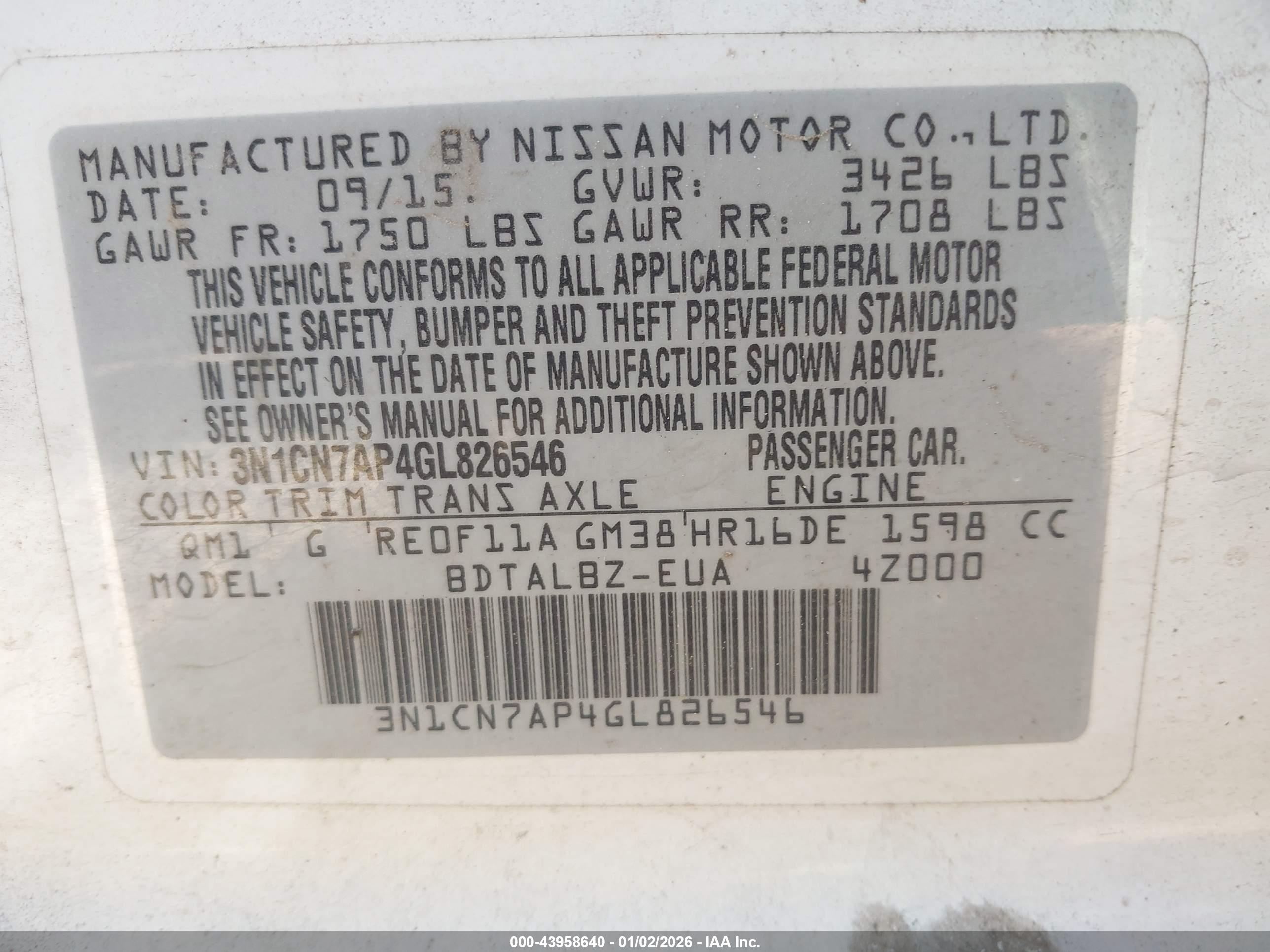 NISSAN VERSA image 9