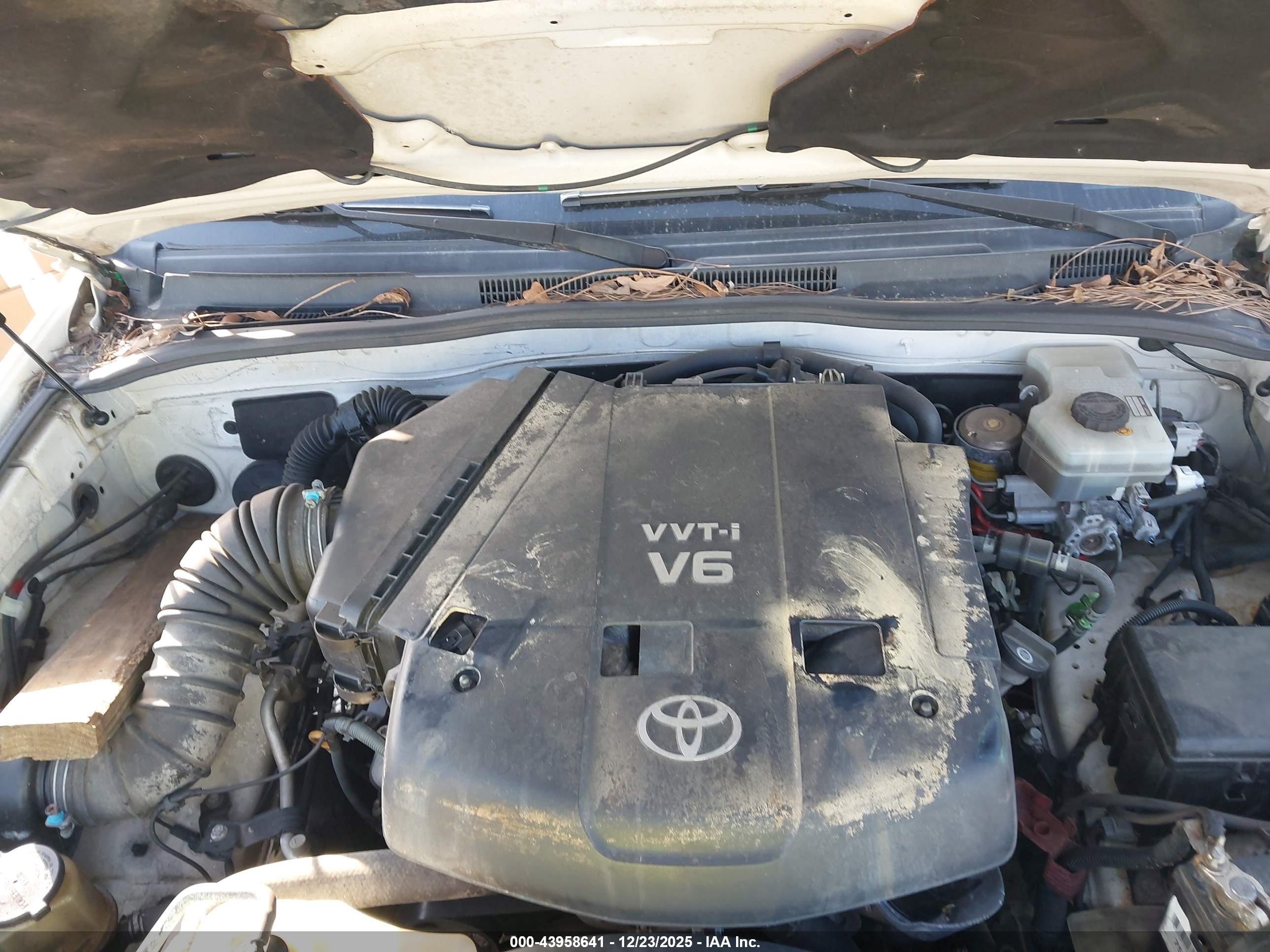 TOYOTA 4RUNNER image 10