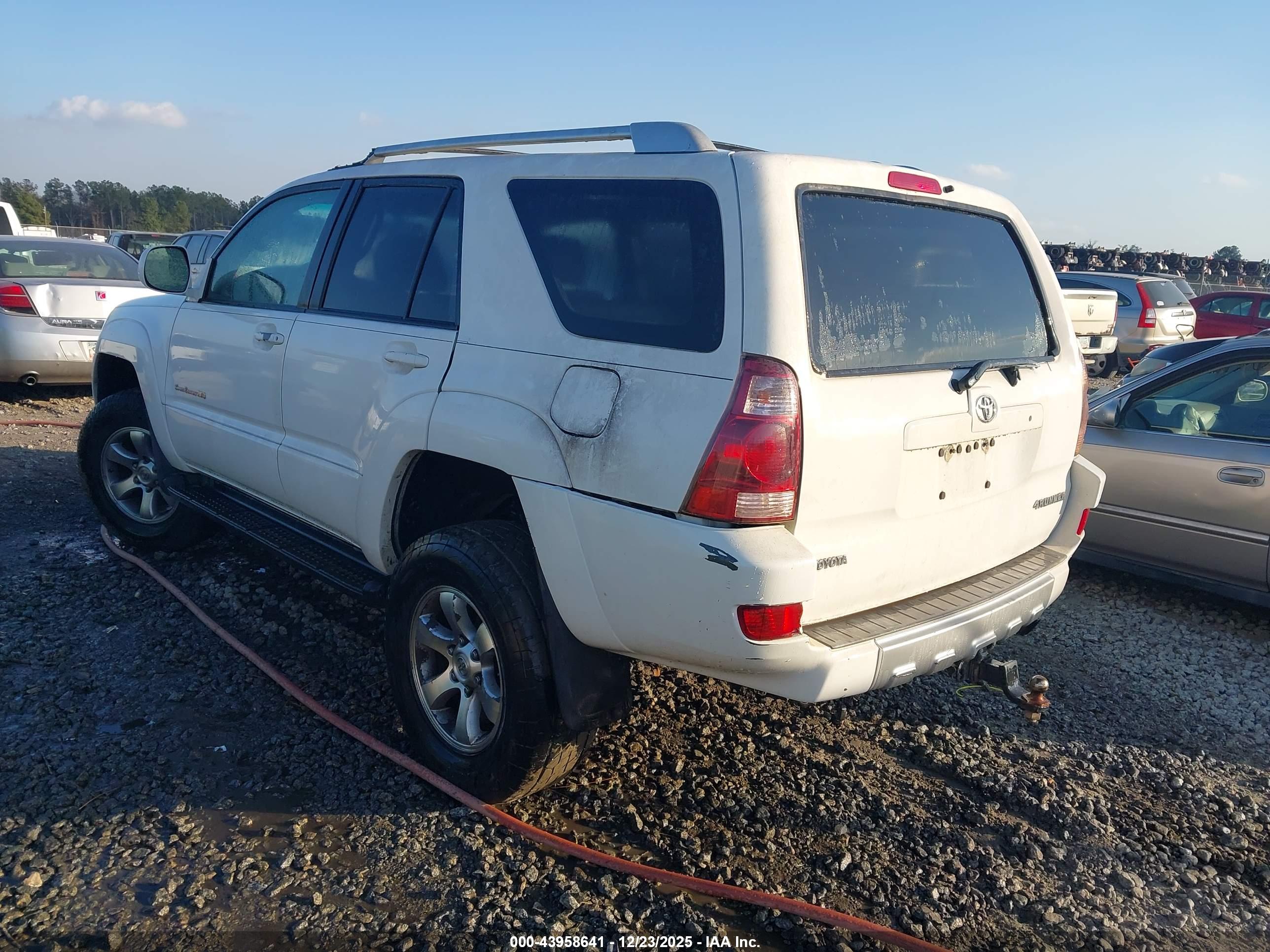 TOYOTA 4RUNNER image 3