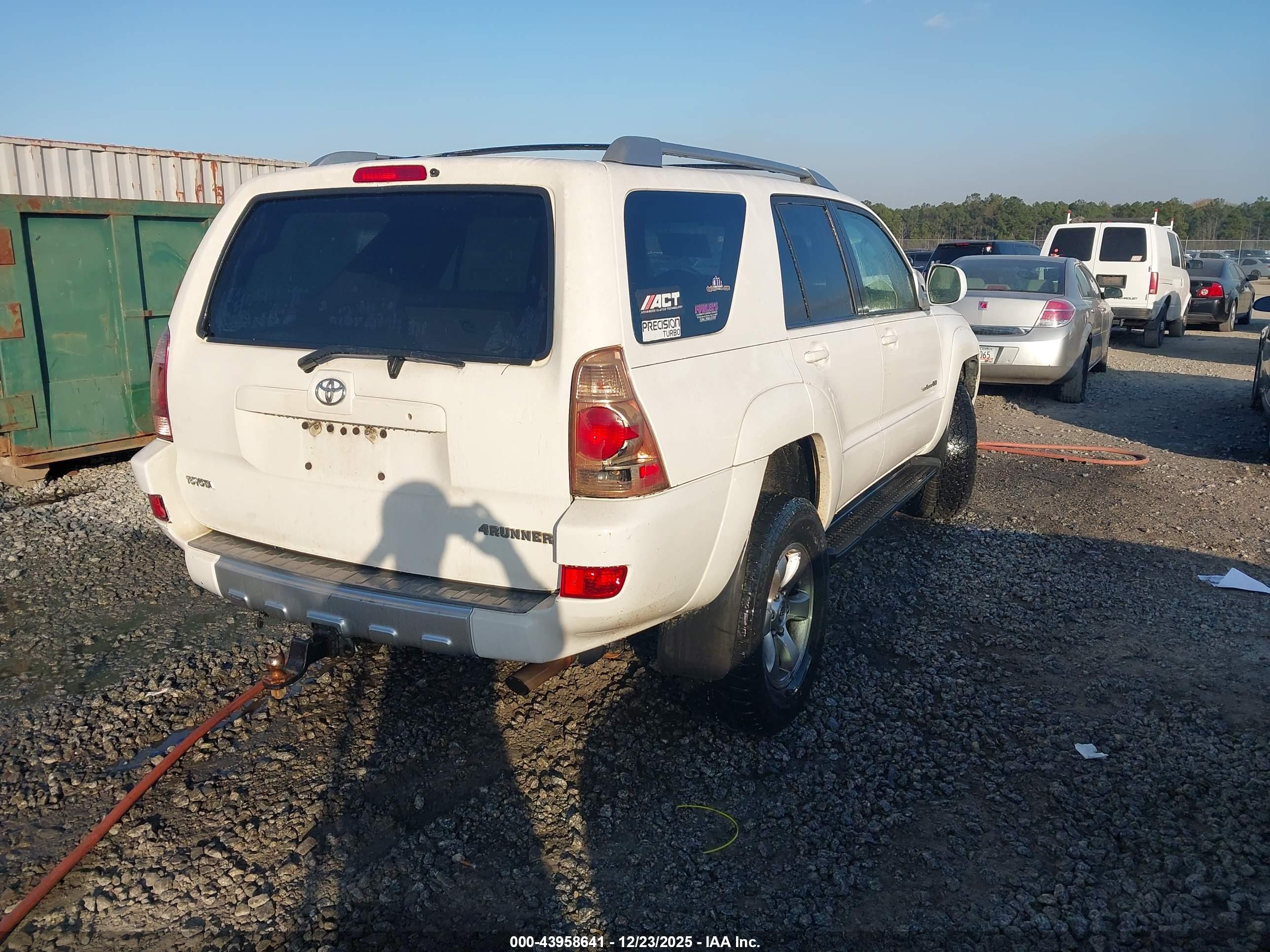TOYOTA 4RUNNER image 4
