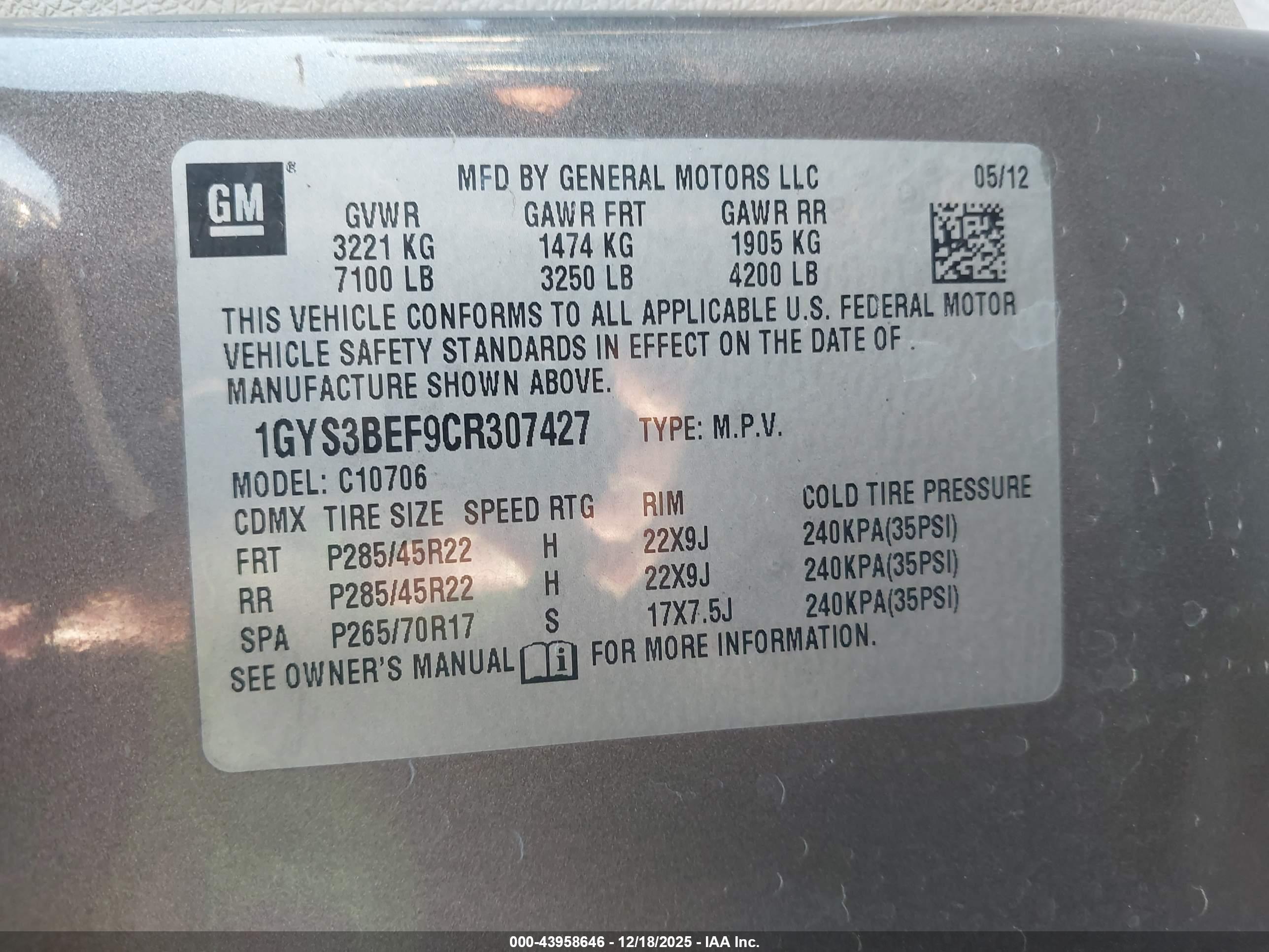 CADILLAC ESCALADE image 9