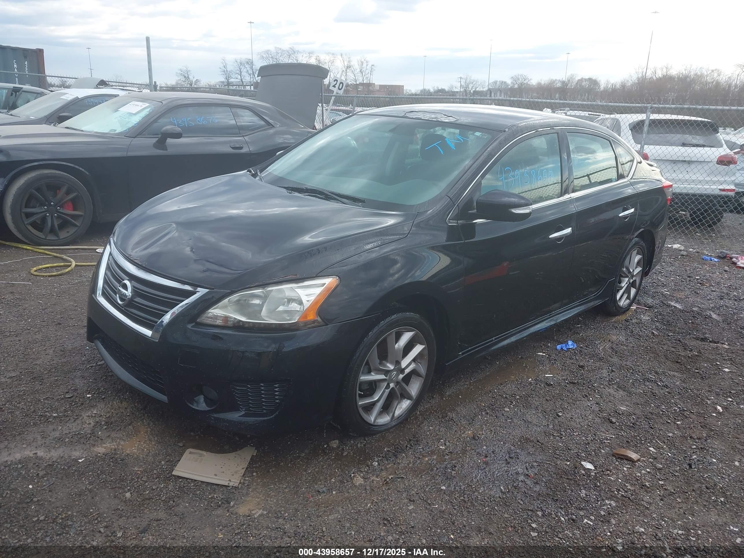 NISSAN SENTRA image 2