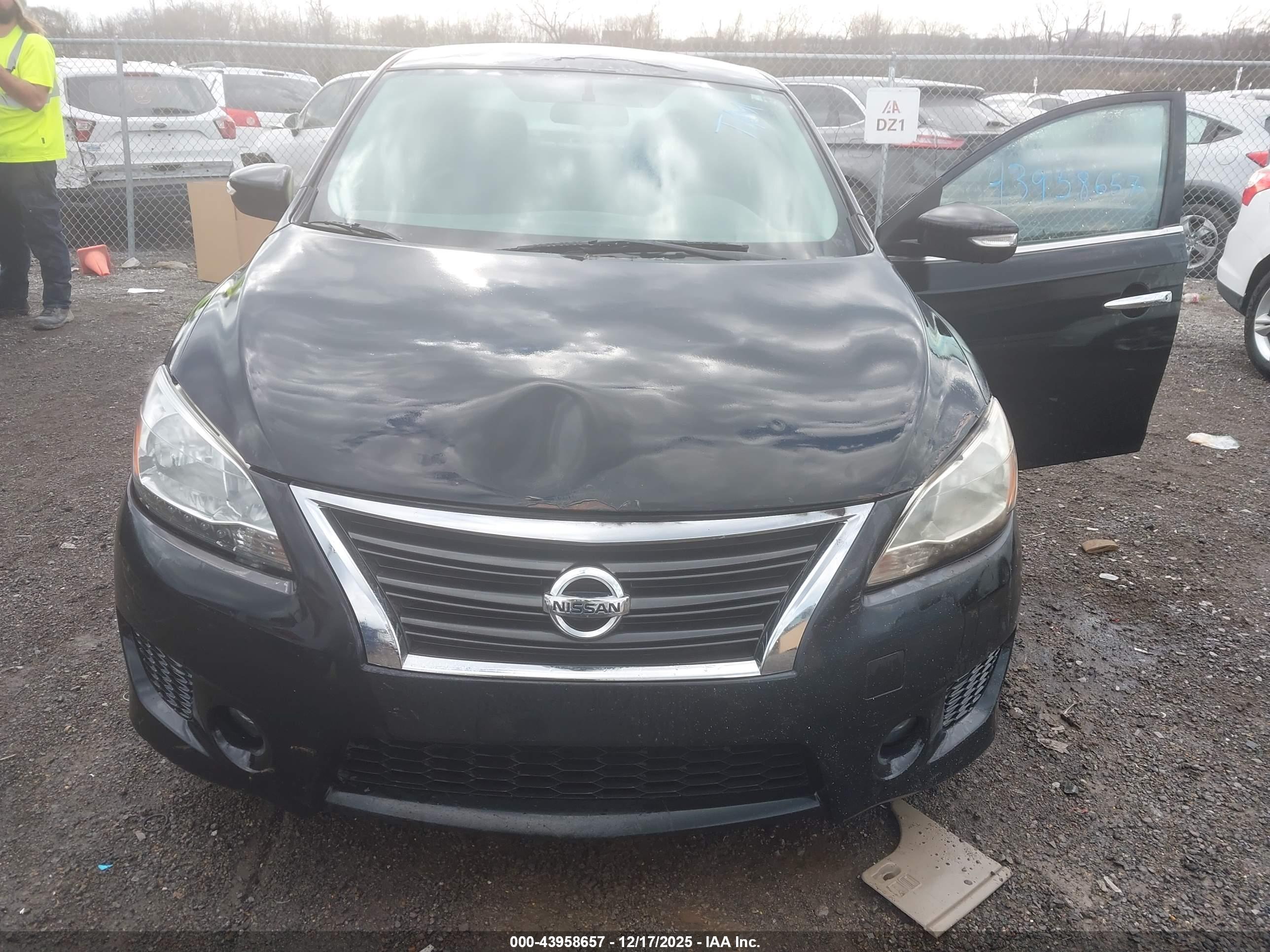 NISSAN SENTRA image 6