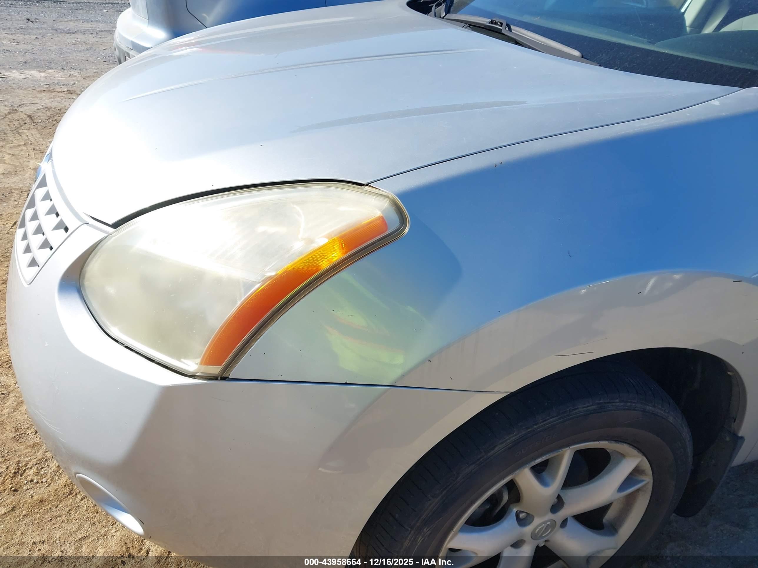 NISSAN ROGUE image 10
