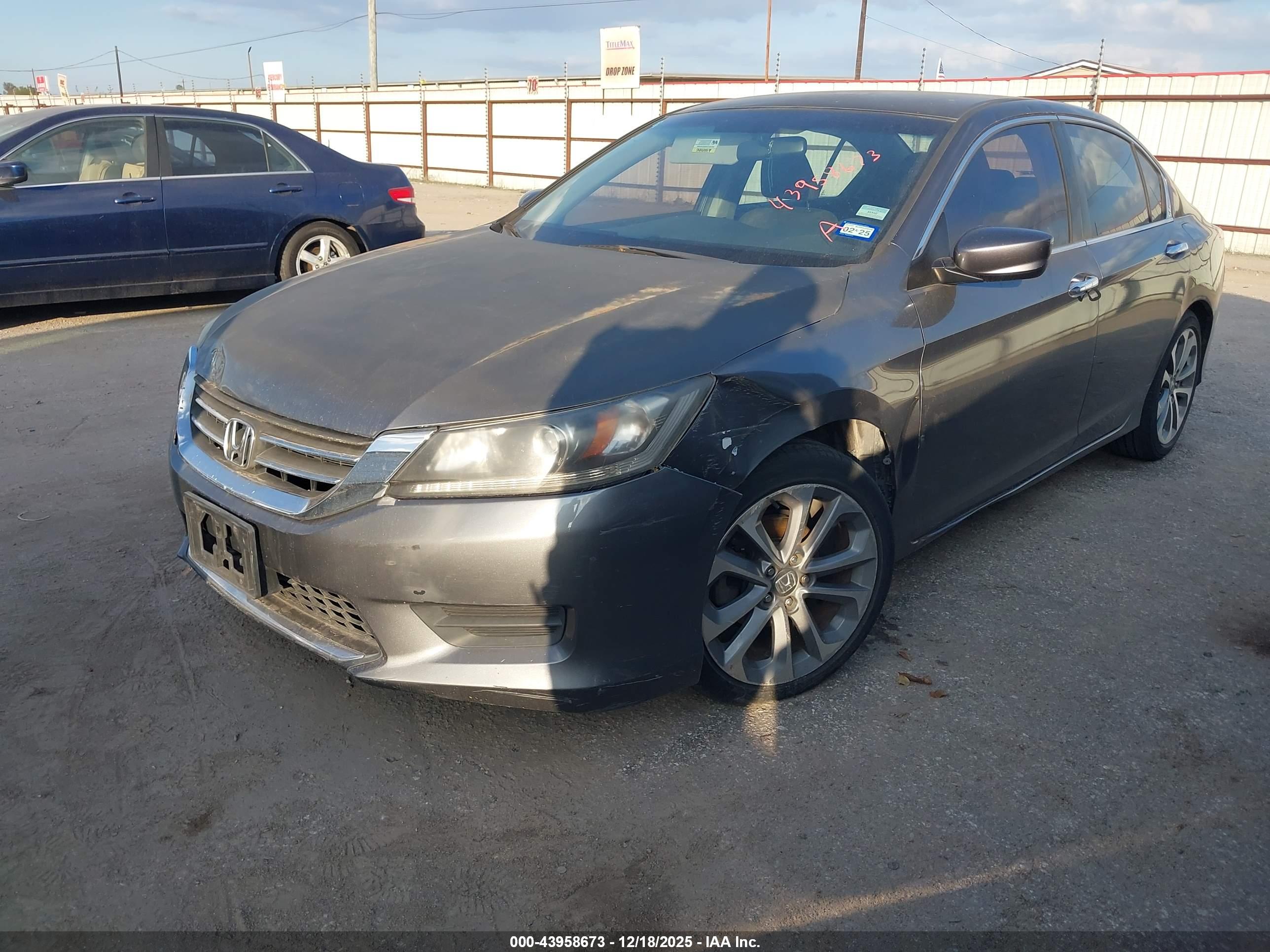 HONDA ACCORD image 2
