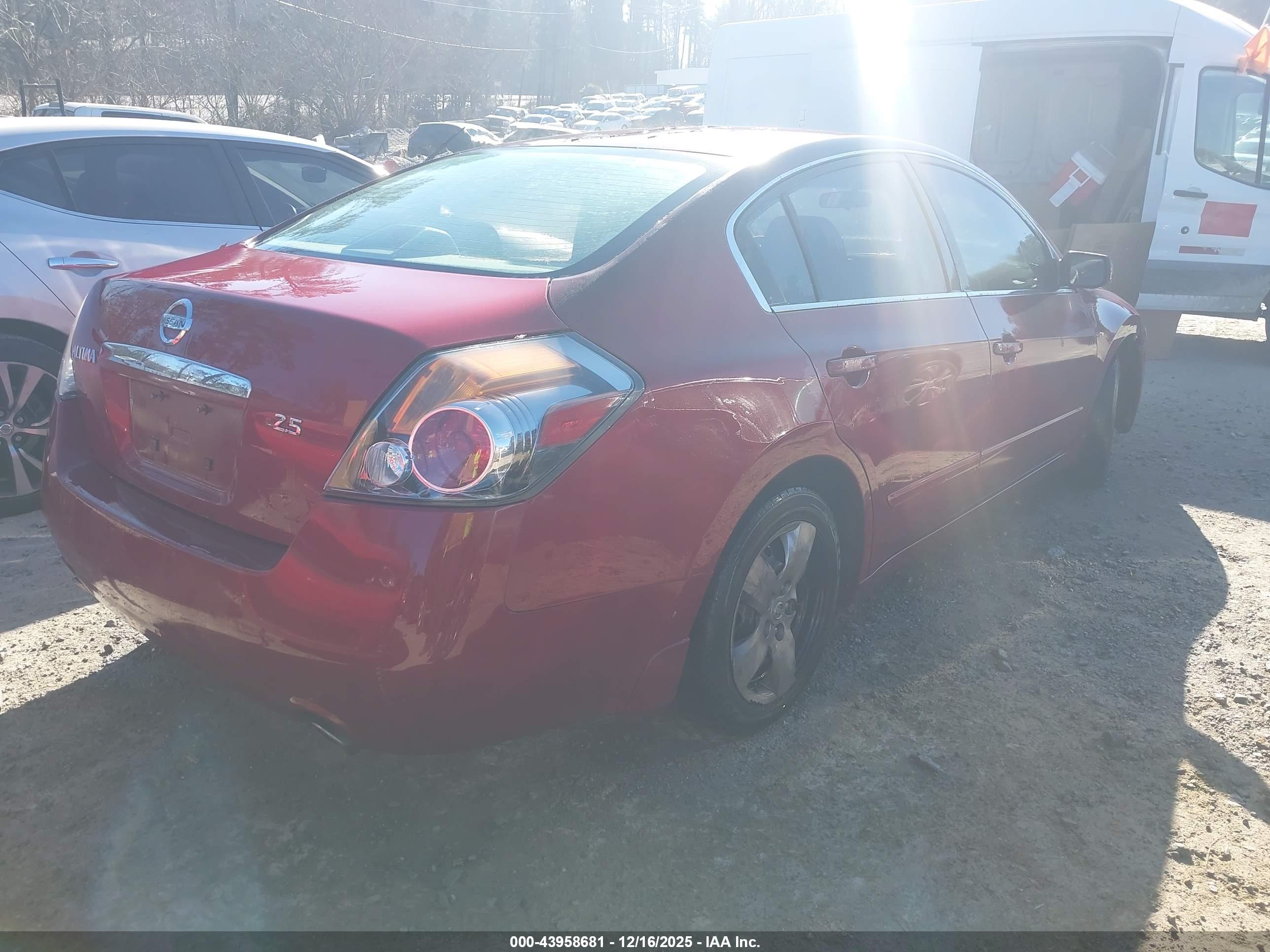 NISSAN ALTIMA image 4
