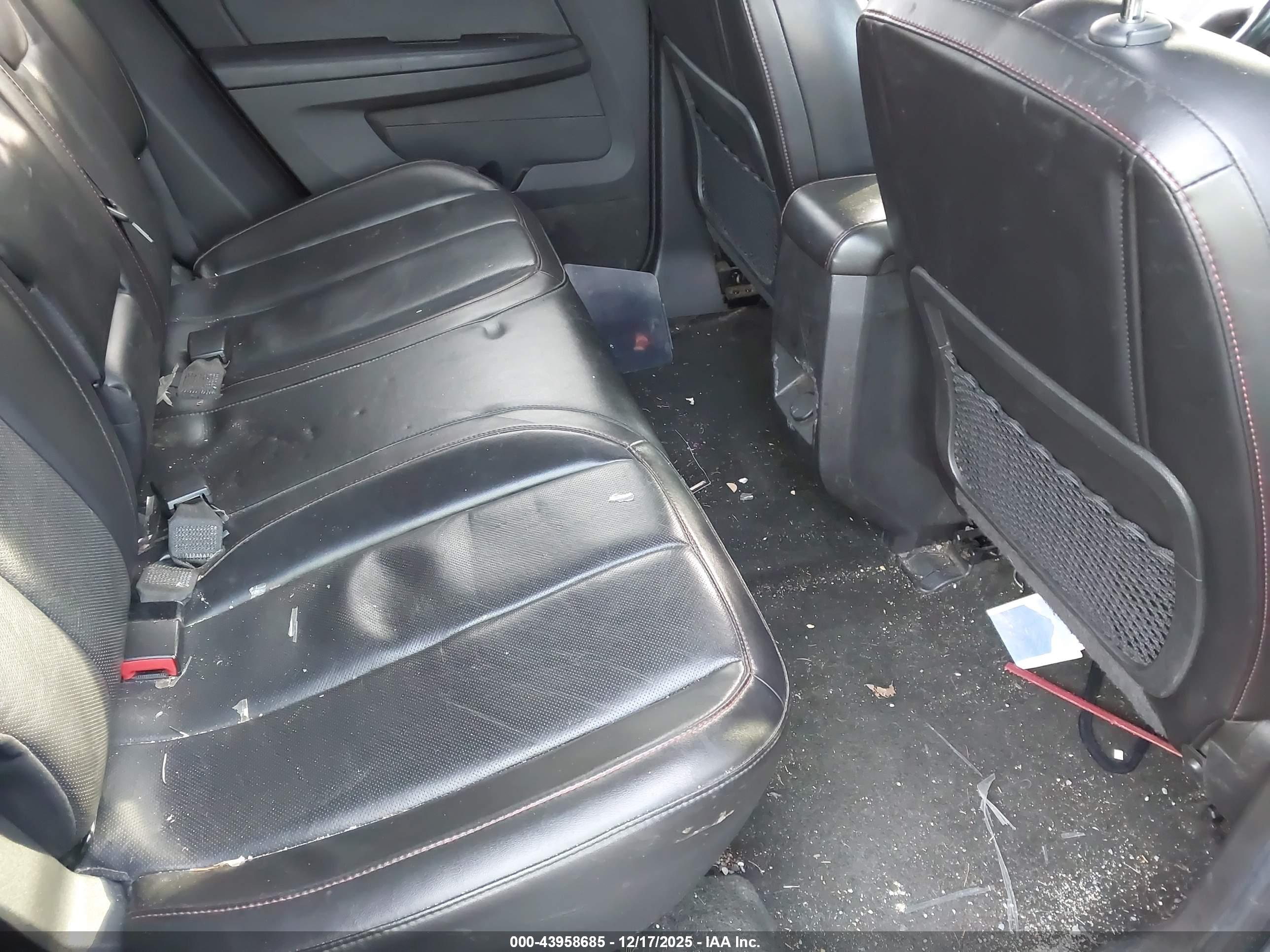 CHEVROLET EQUINOX image 8