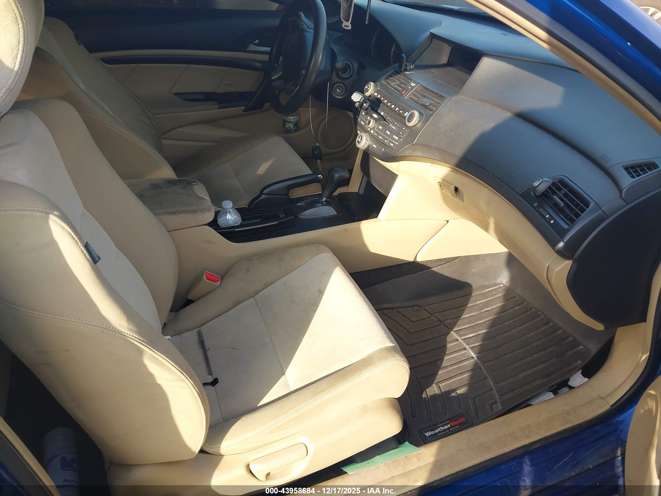 HONDA ACCORD image 5