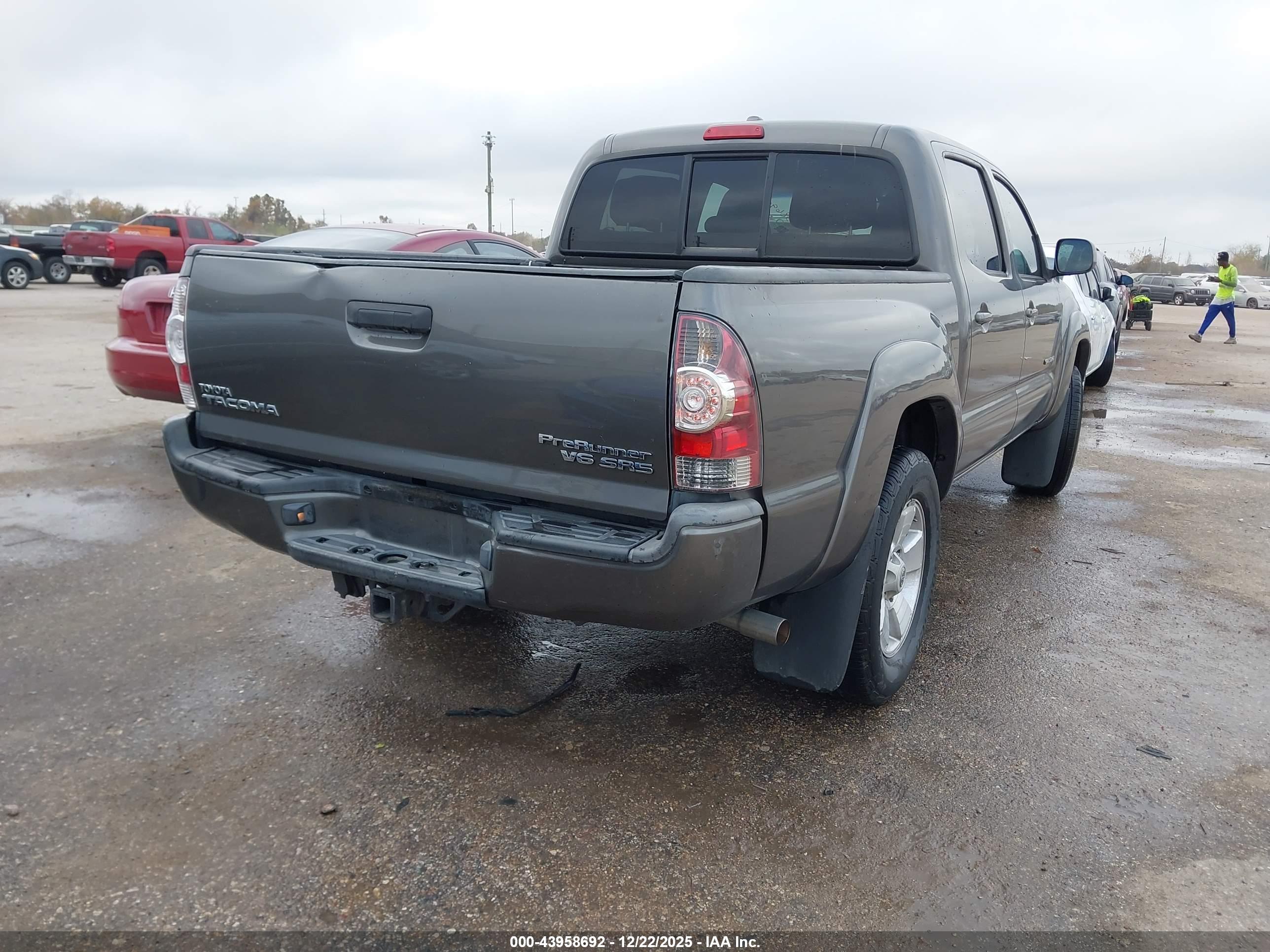 TOYOTA TACOMA image 4