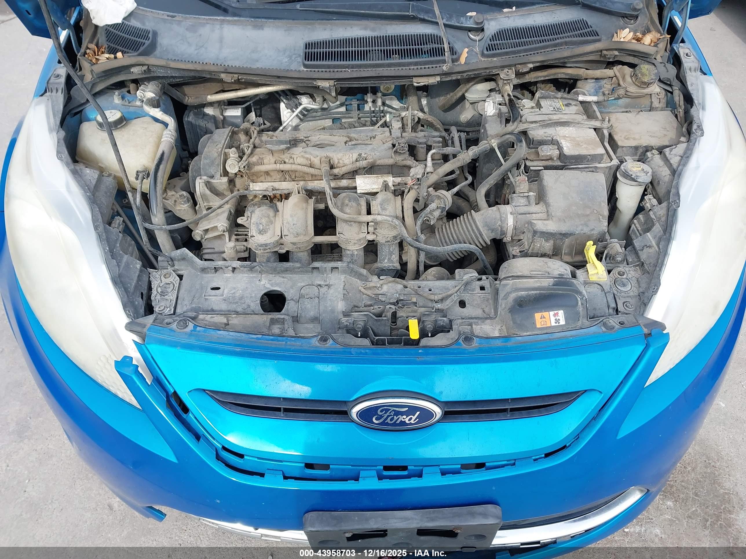 FORD FIESTA image 10