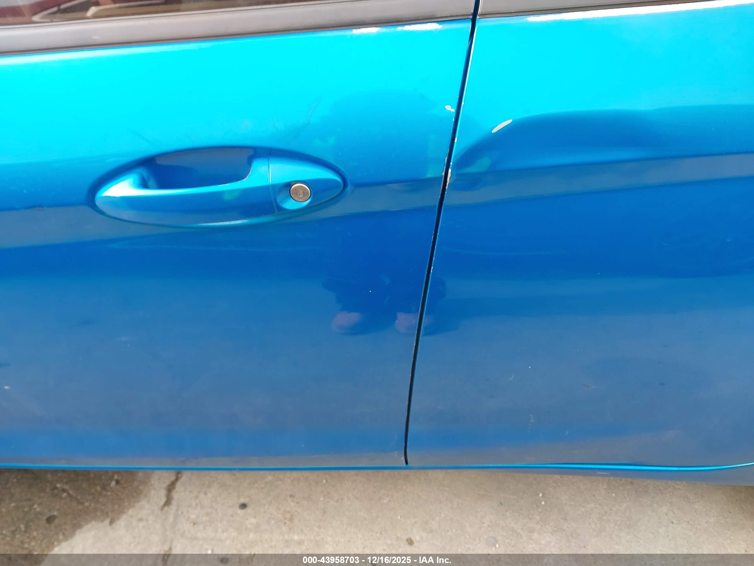 FORD FIESTA image 6