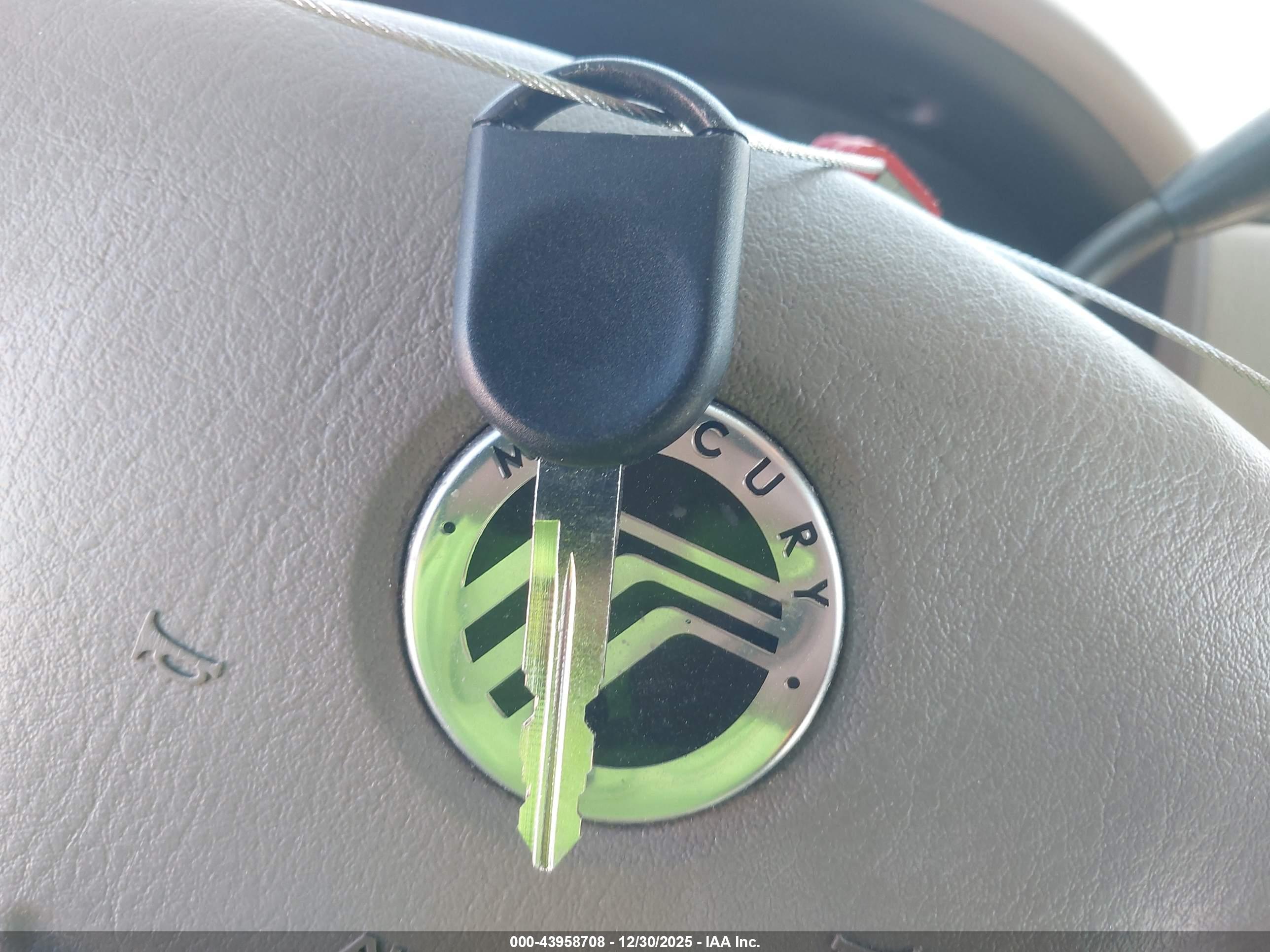 MERCURY MOUNTAINEER image 11